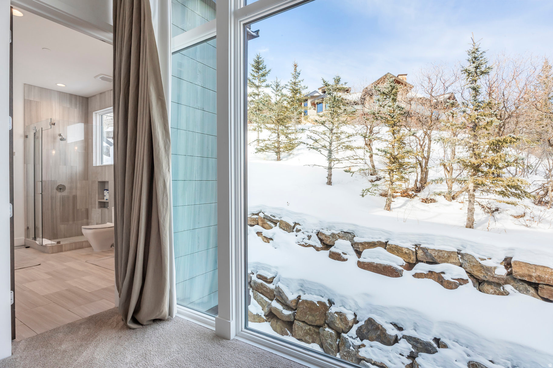 DEER CREST ESTATES - Residential