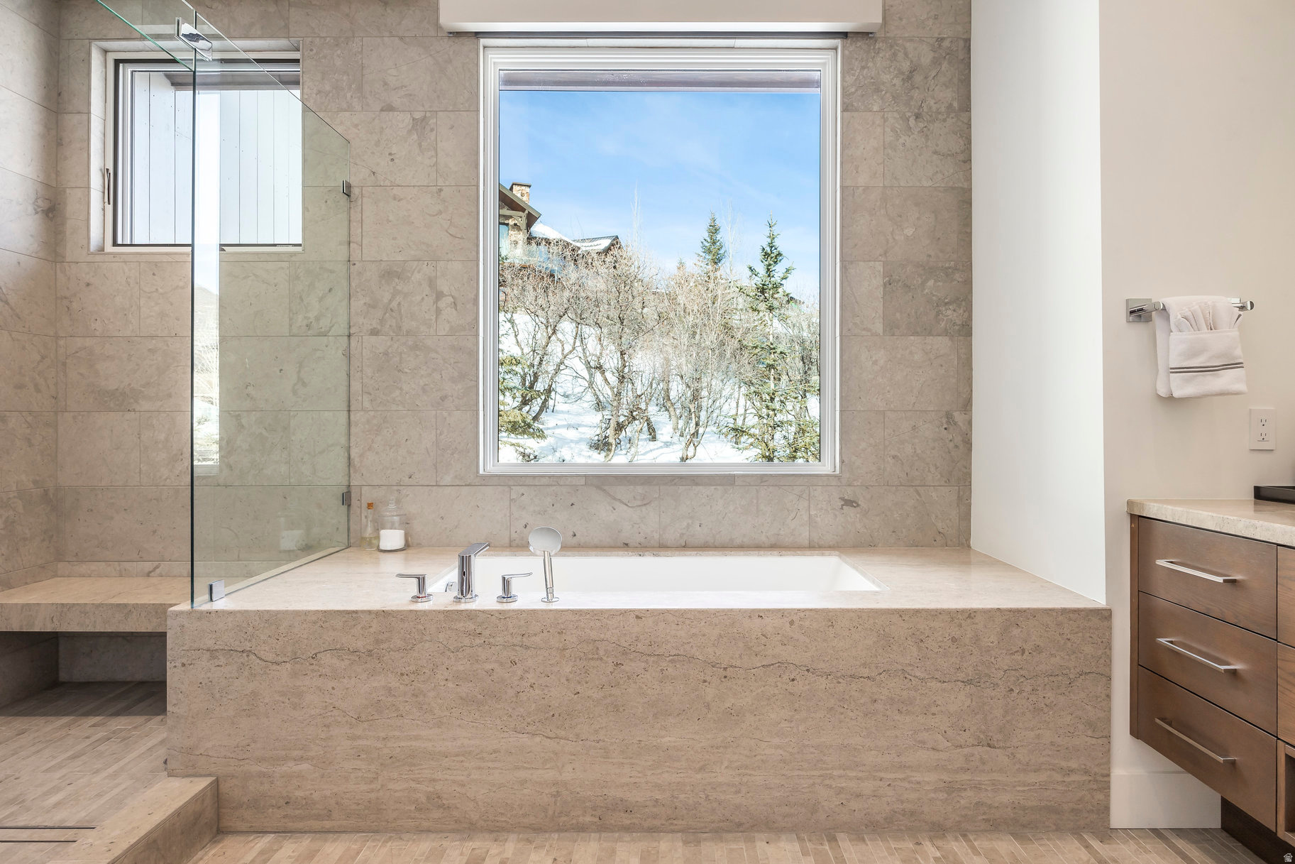 DEER CREST ESTATES - Residential