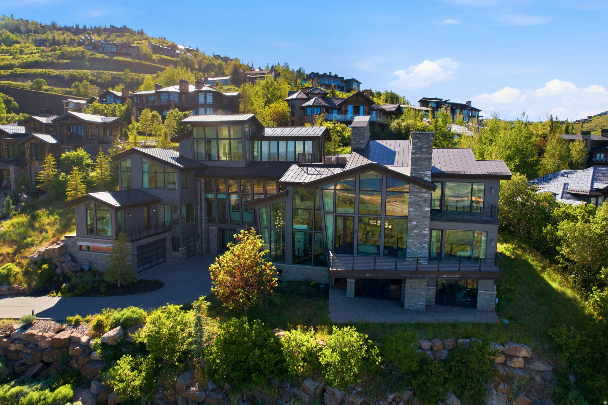 DEER CREST ESTATES - Residential