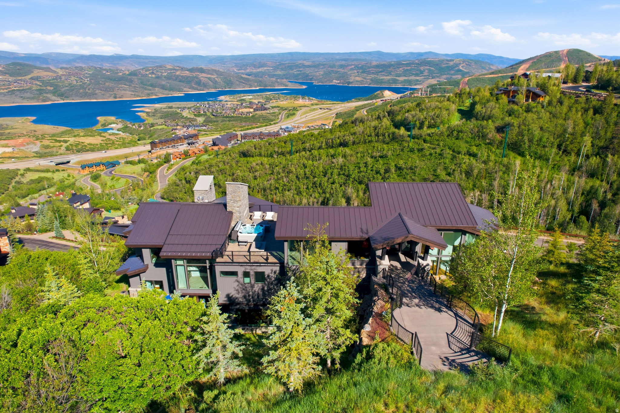 DEER CREST ESTATES - Residential