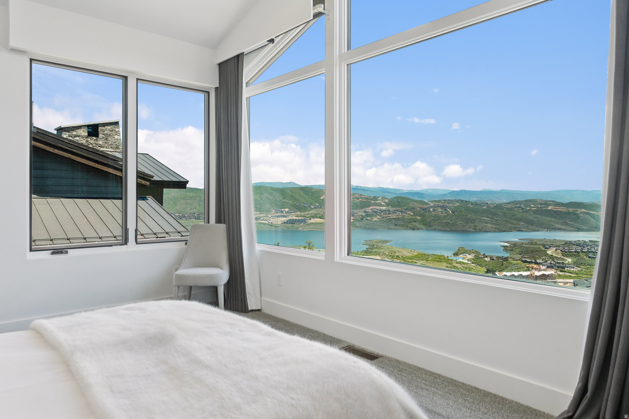 DEER CREST ESTATES - Residential