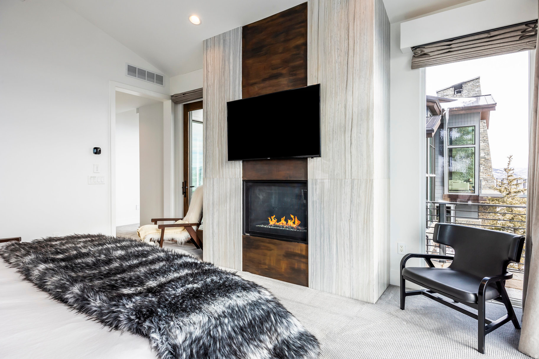 DEER CREST ESTATES - Residential