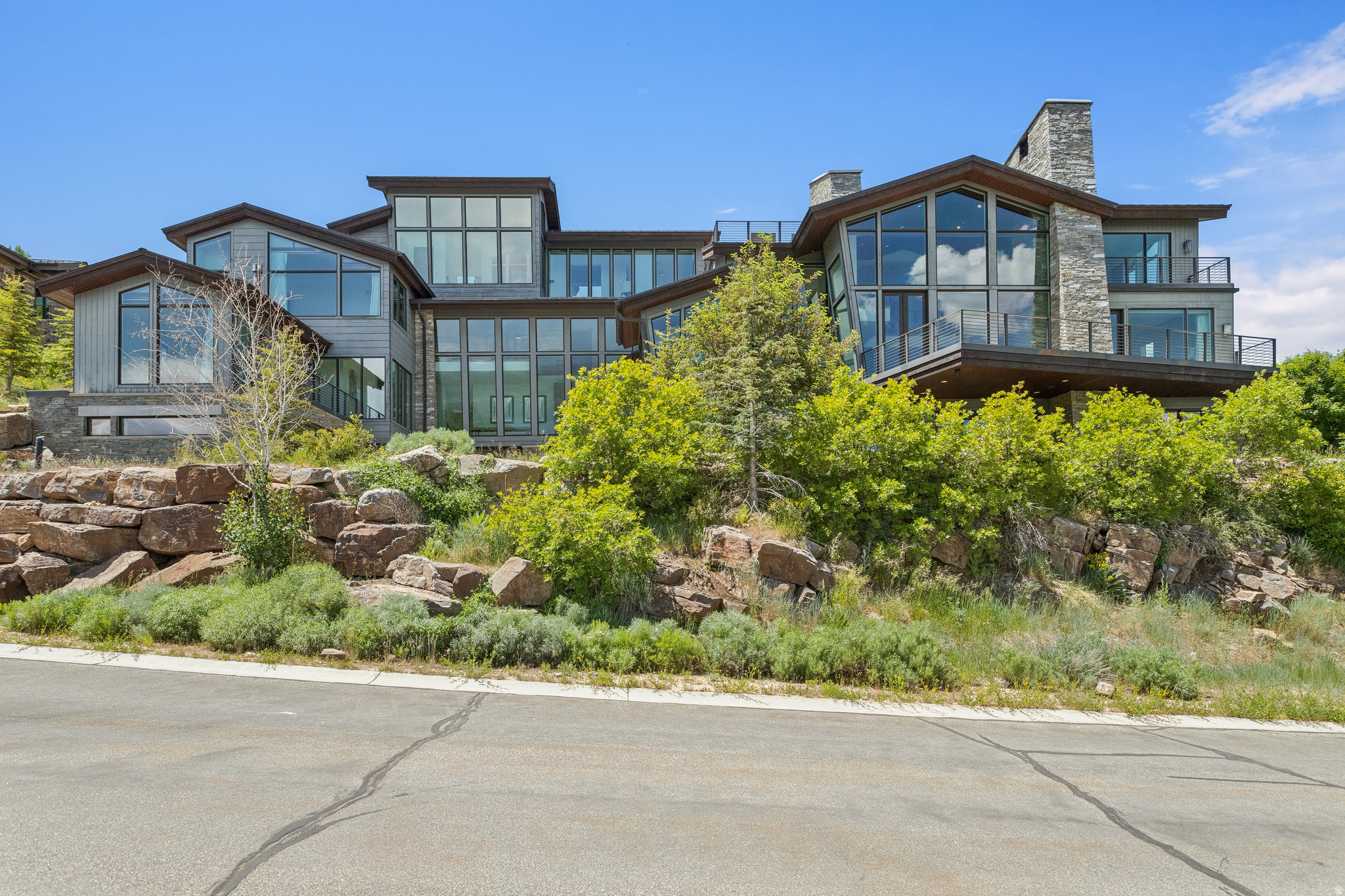 DEER CREST ESTATES - Residential