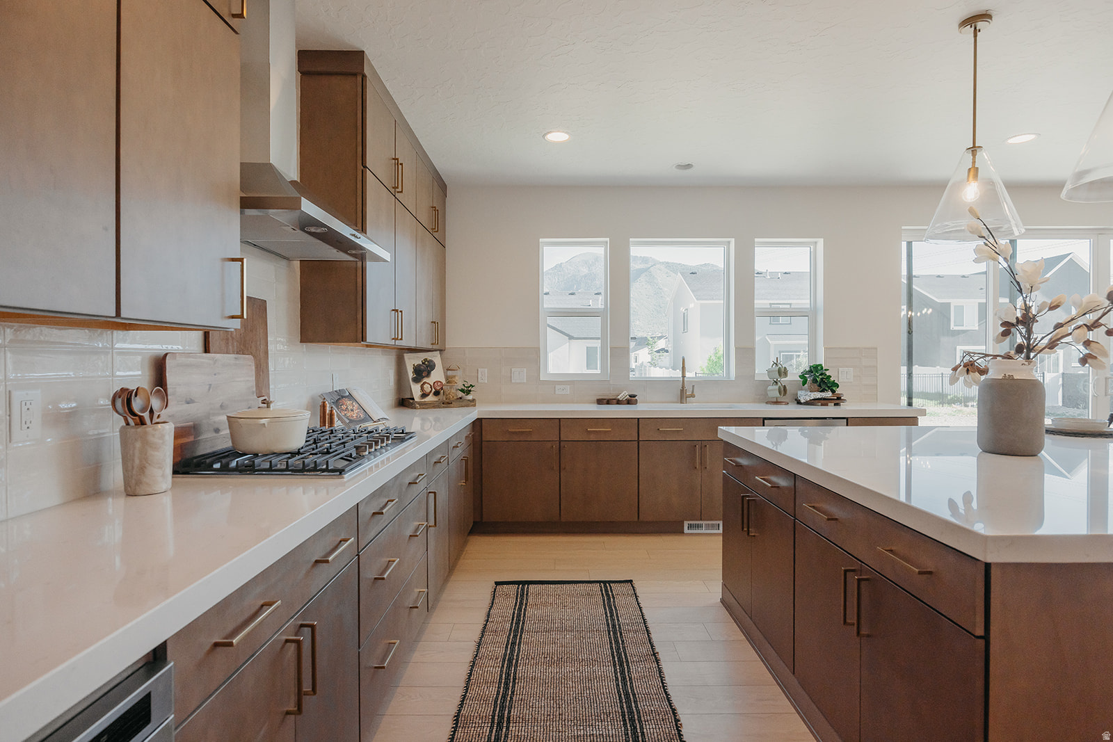 WILLOW ESTATES - Residential