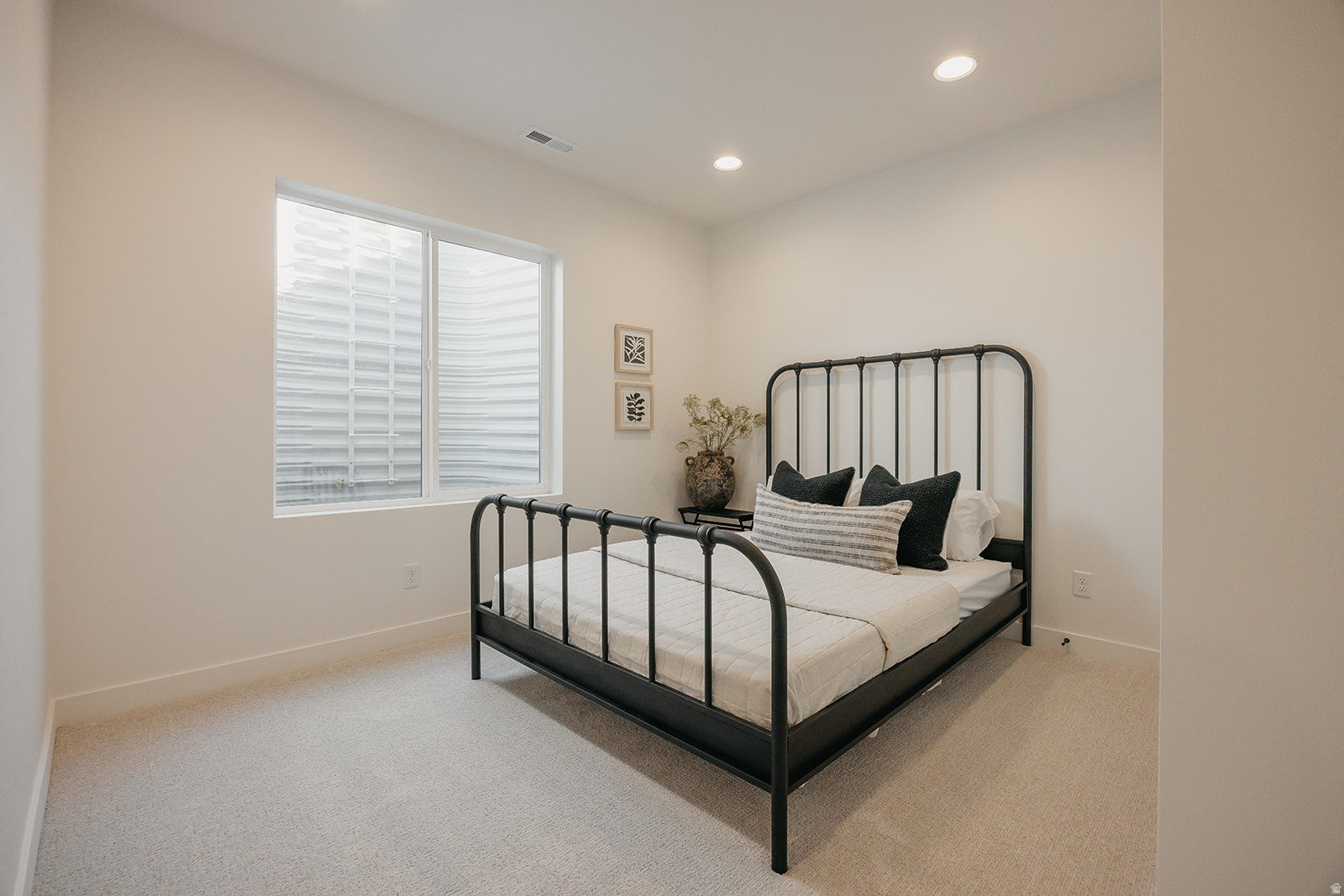 WILLOW ESTATES - Residential