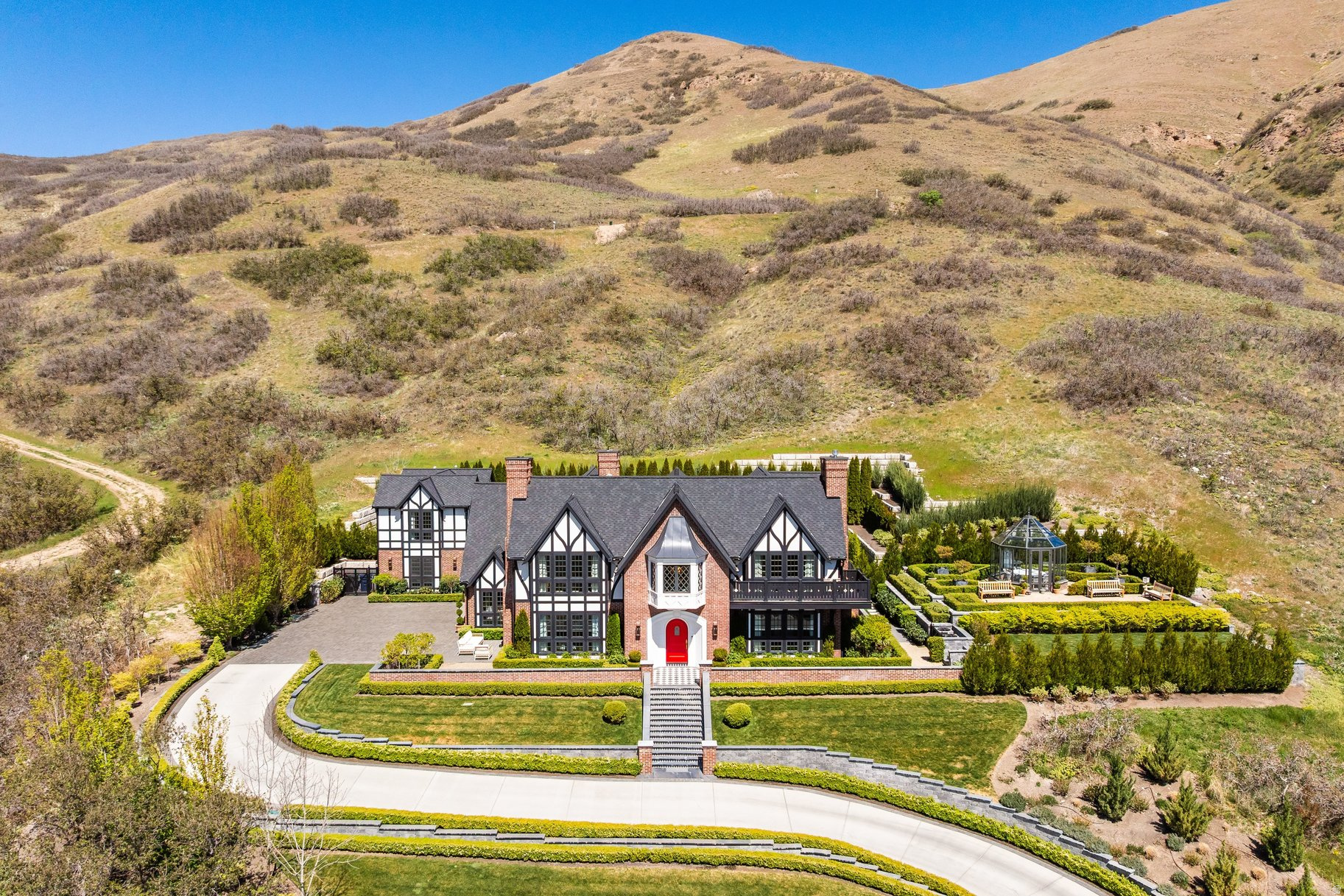 NORTH COVE ESTATES - Residential