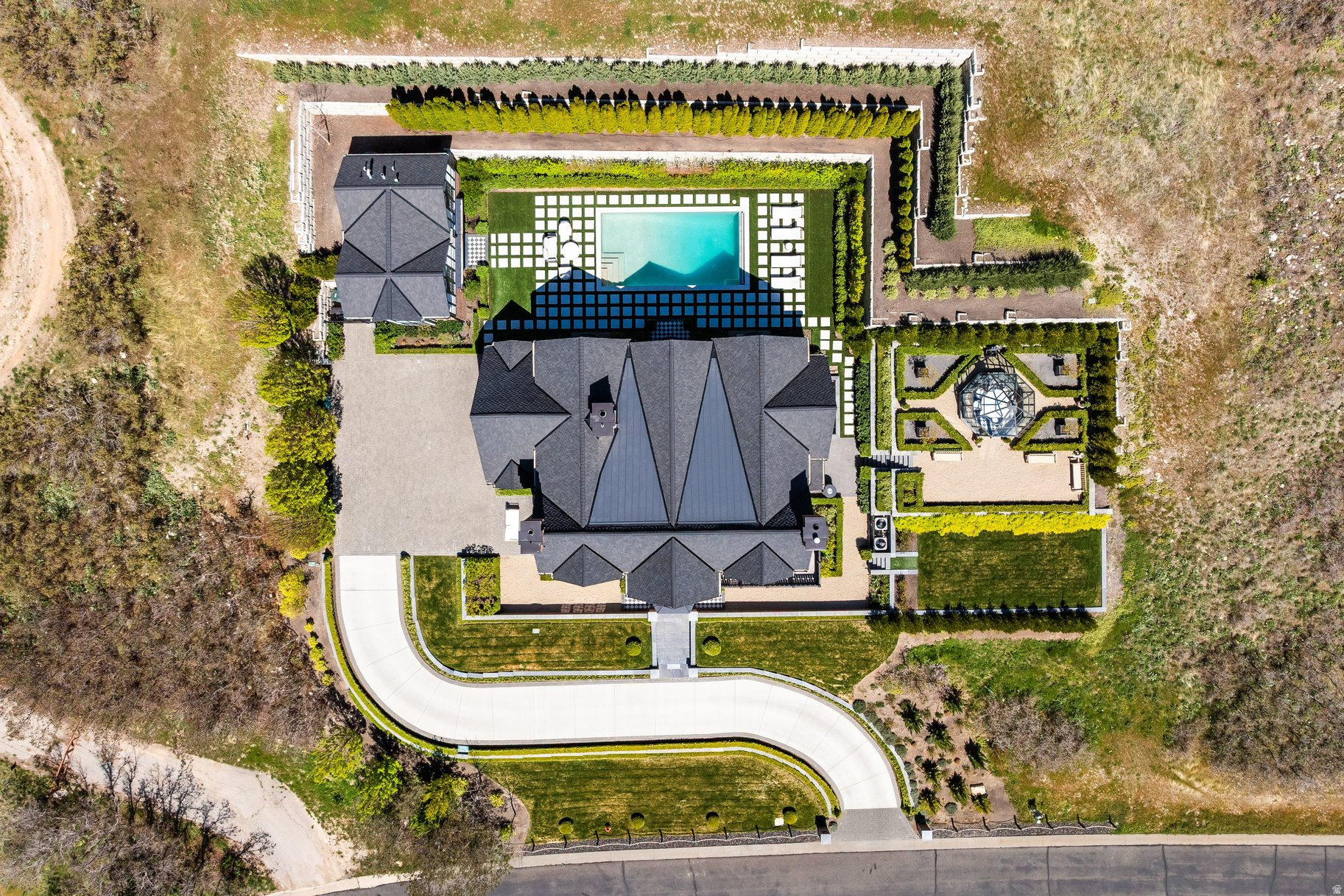 NORTH COVE ESTATES - Residential