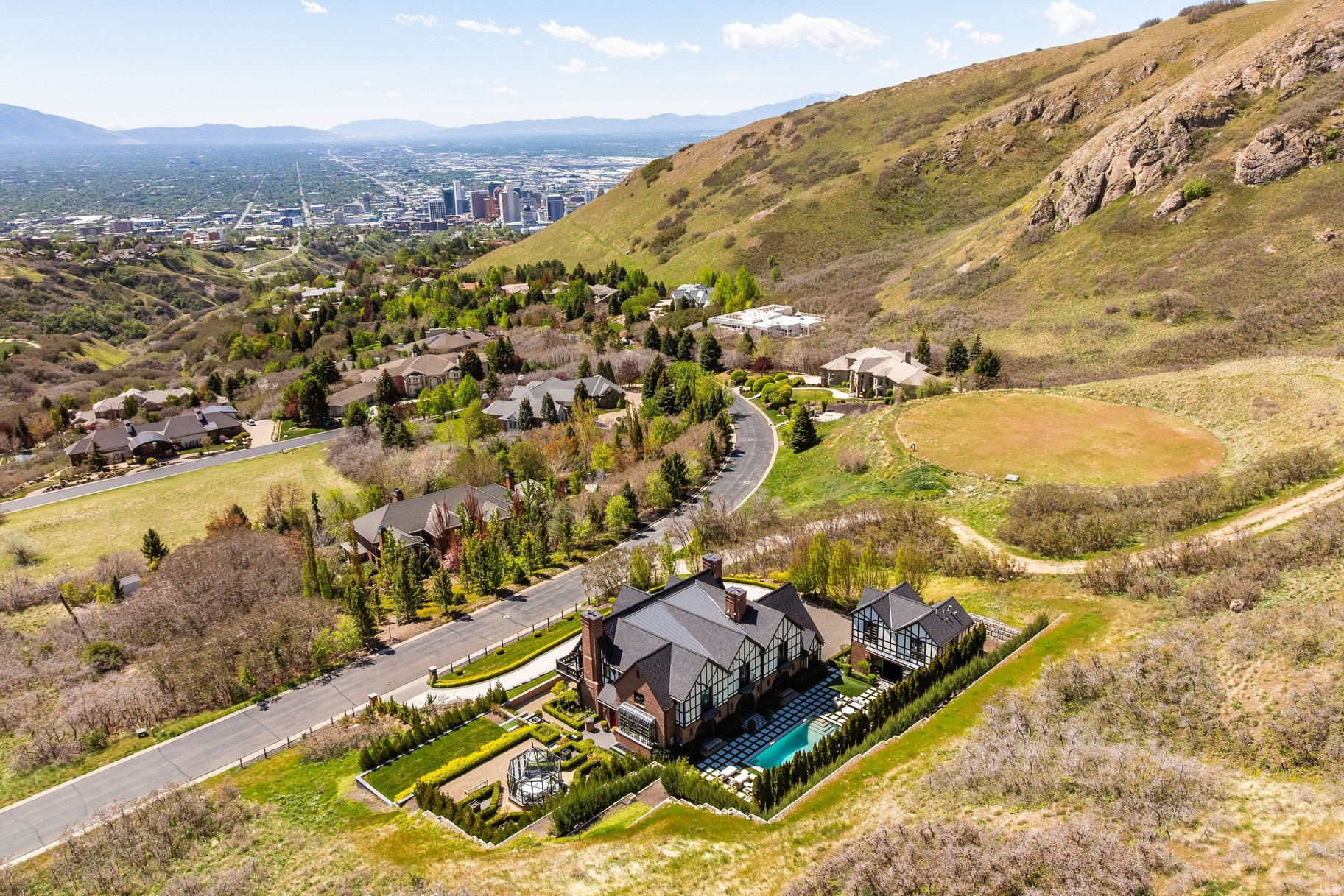 NORTH COVE ESTATES - Residential