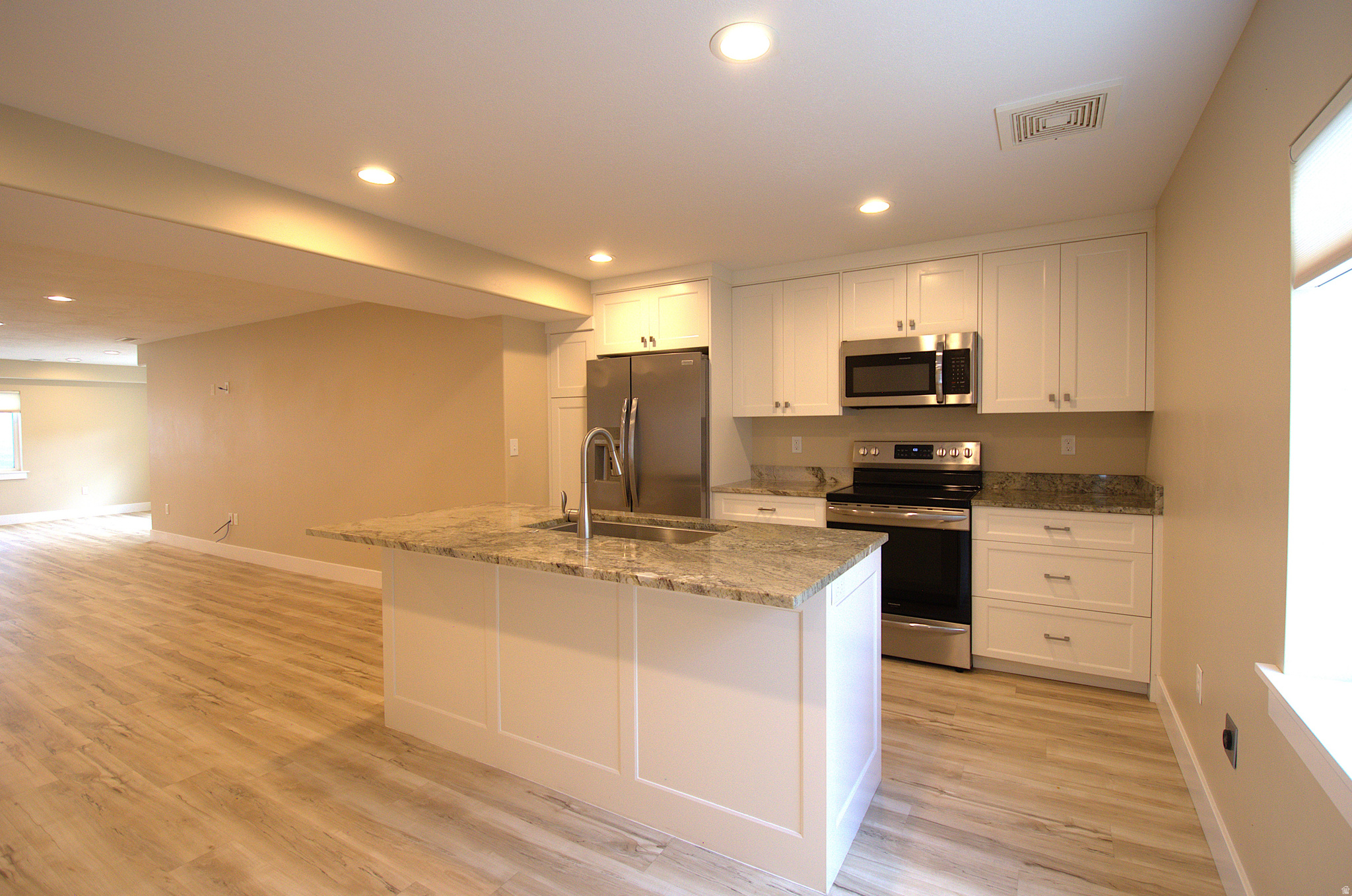 RIDGE - Residential
