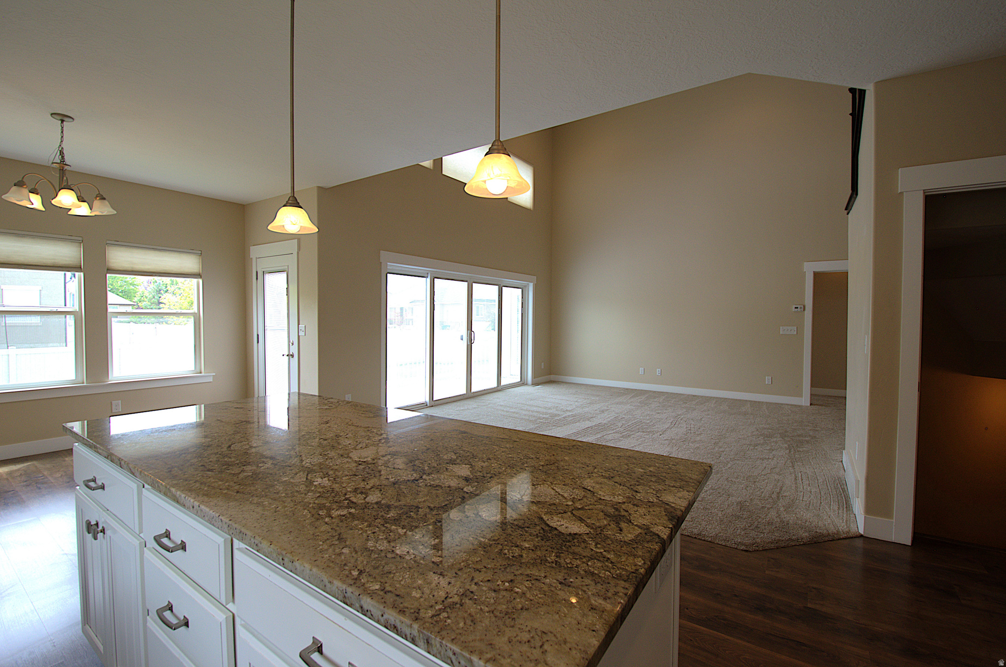 RIDGE - Residential