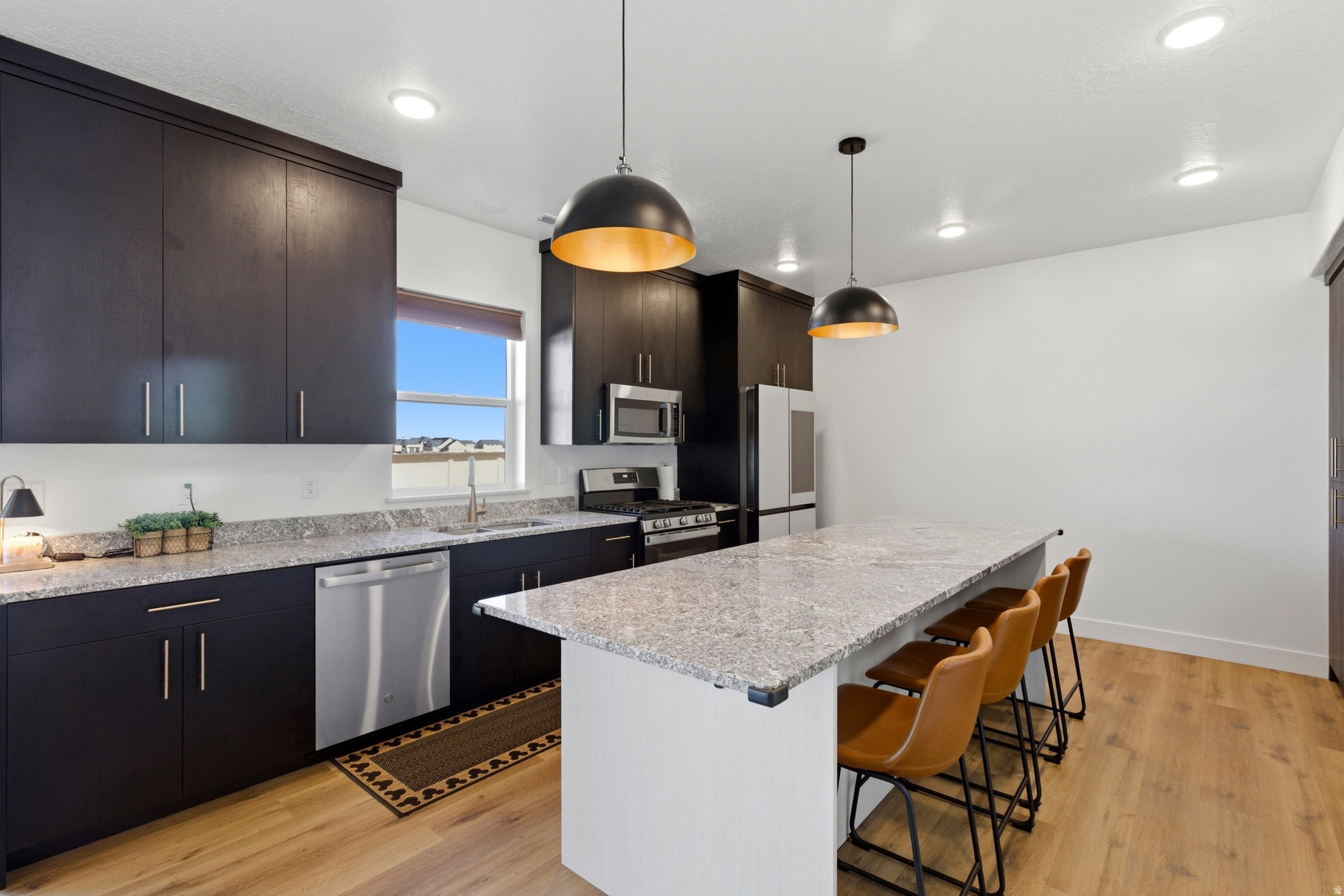 WEST FIELDS - Residential