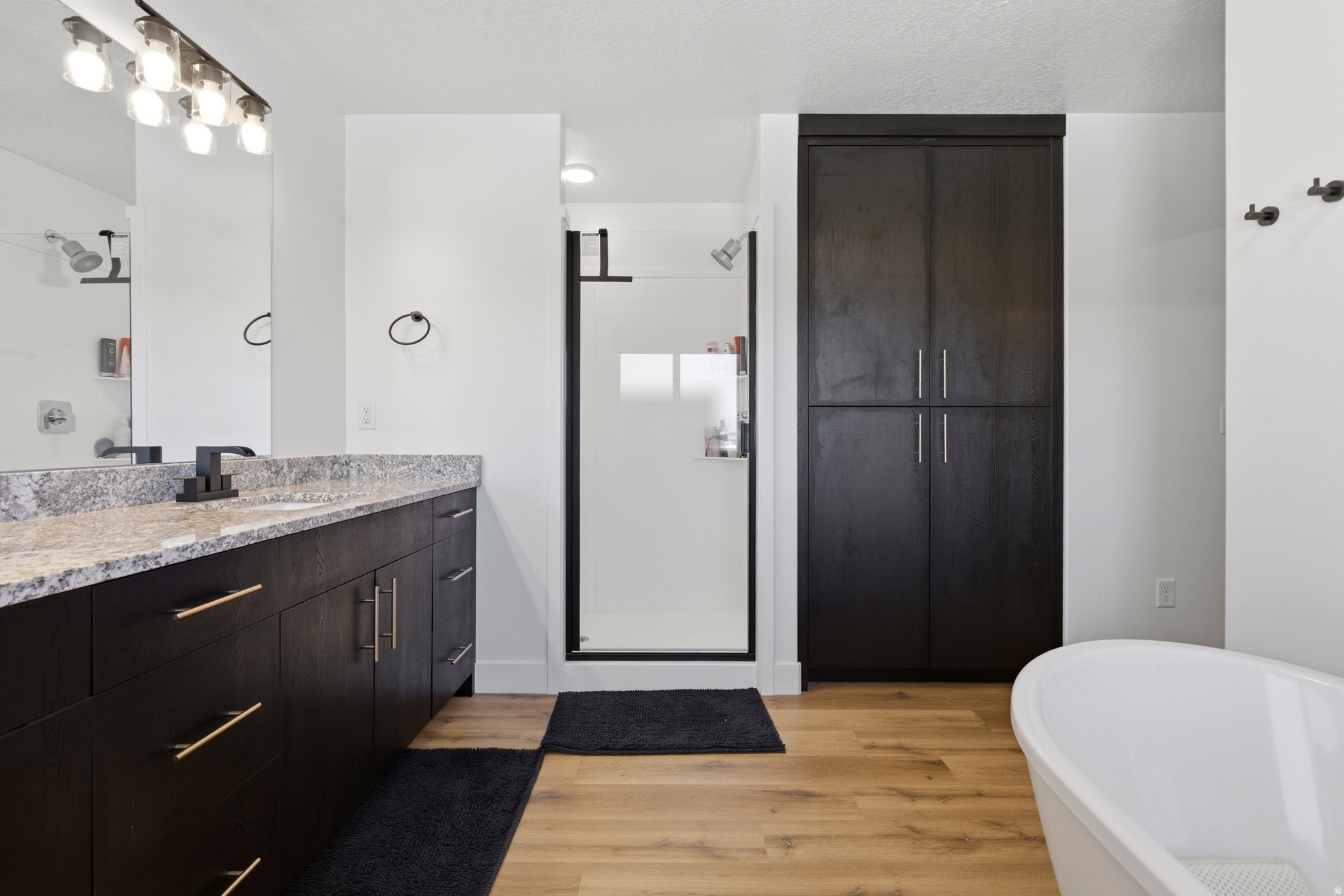 WEST FIELDS - Residential