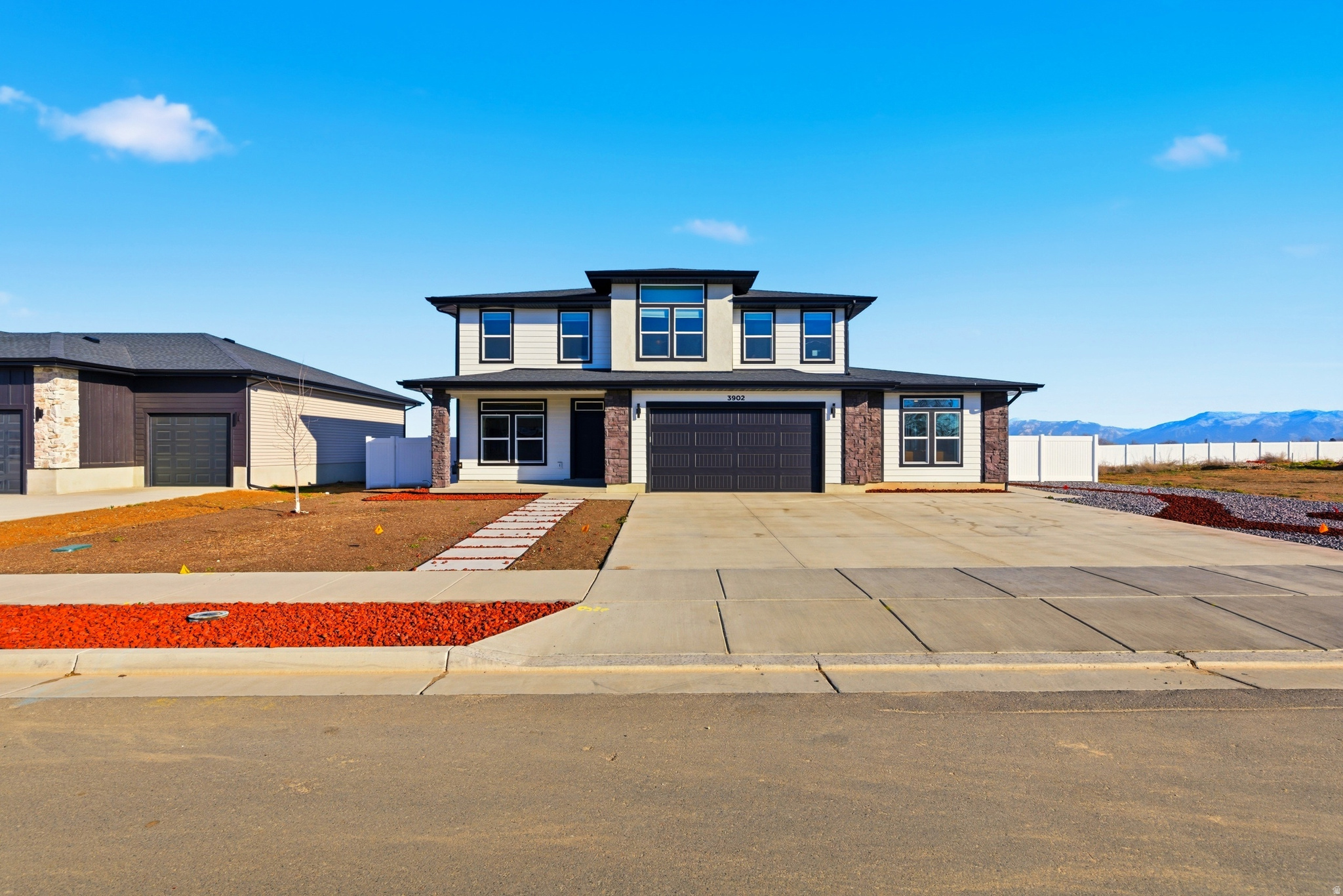 WEST FIELDS - Residential