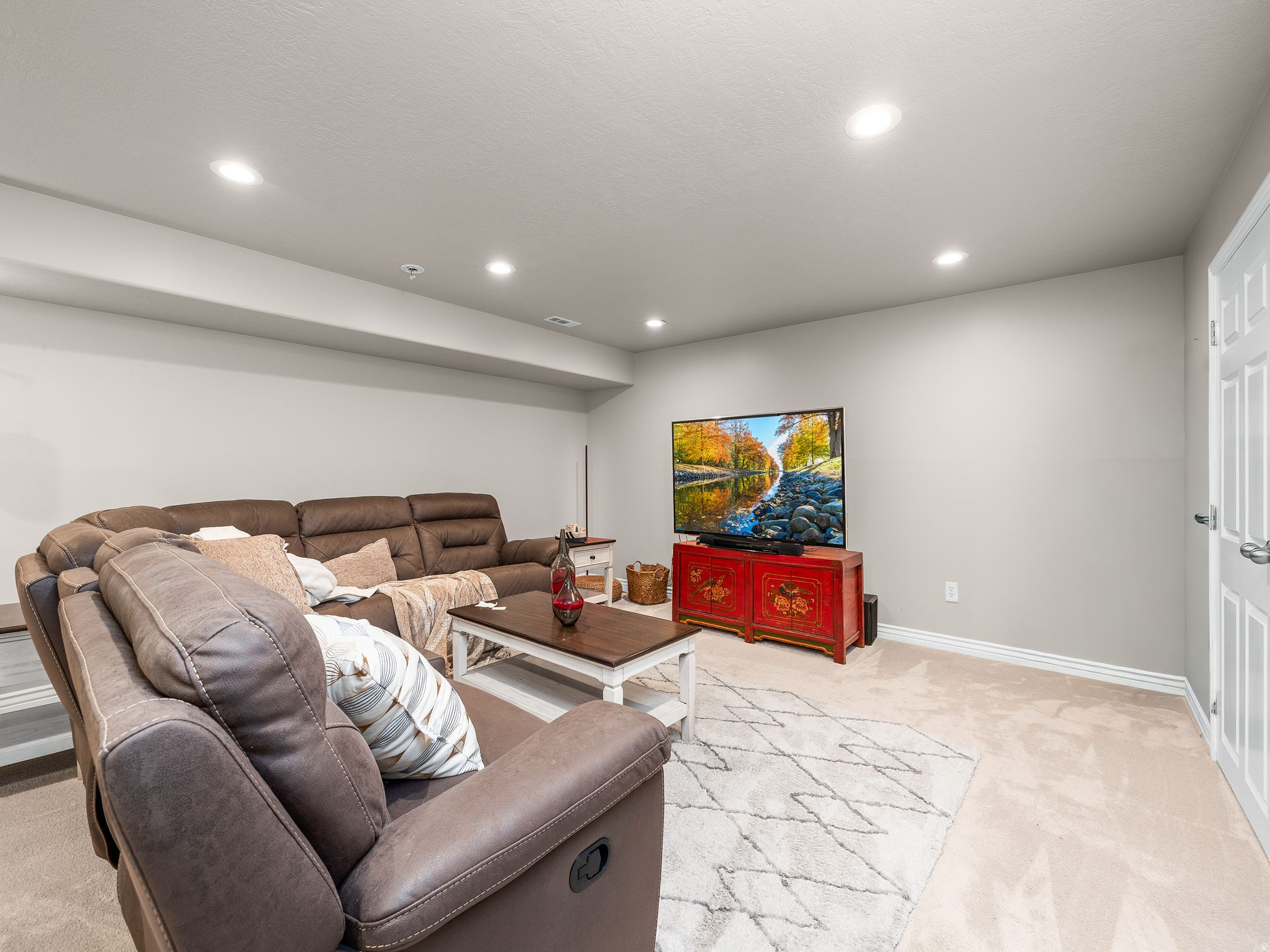 HIGHLAND HILLS - Residential