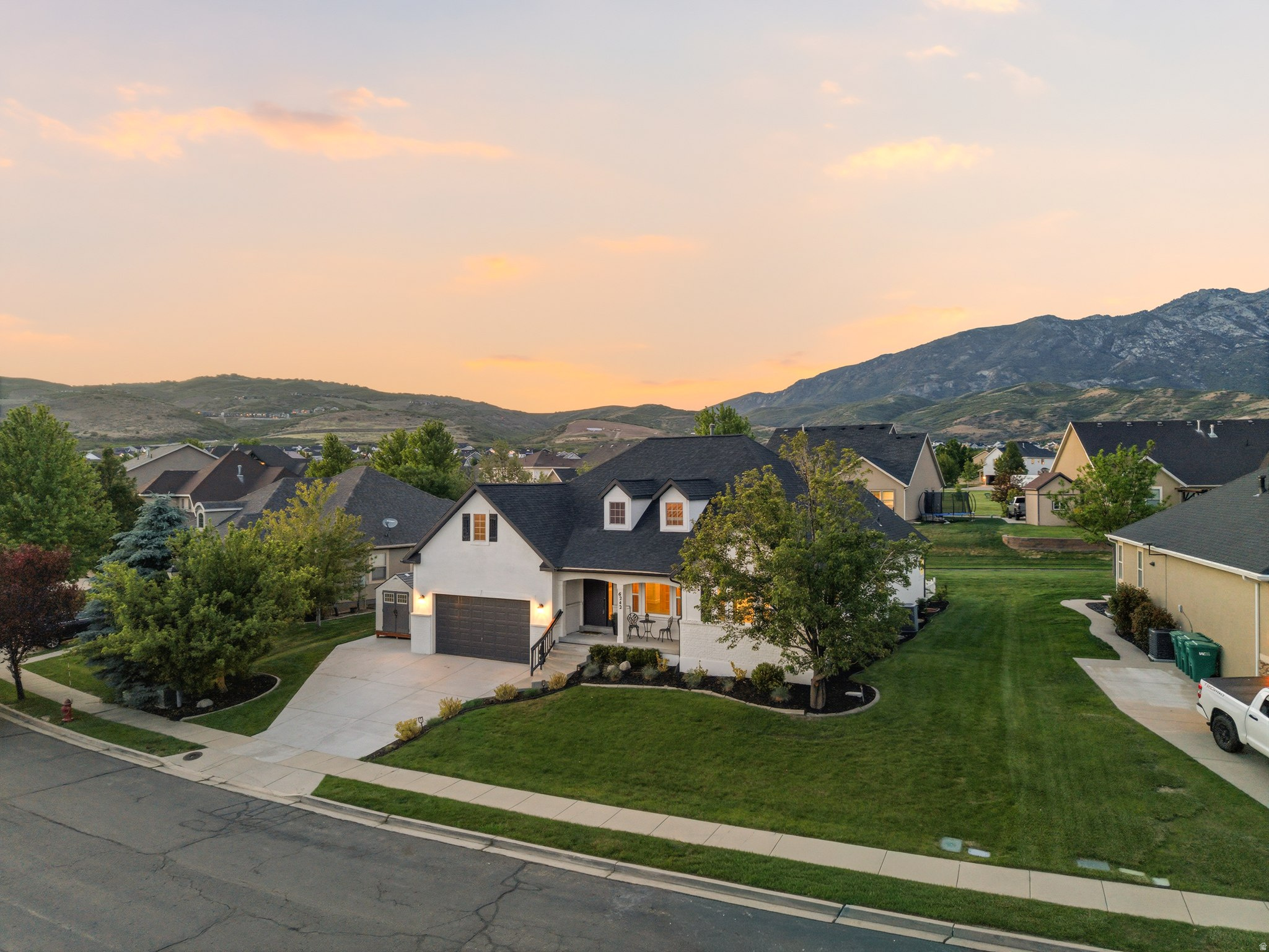 HIGHLAND HILLS - Residential