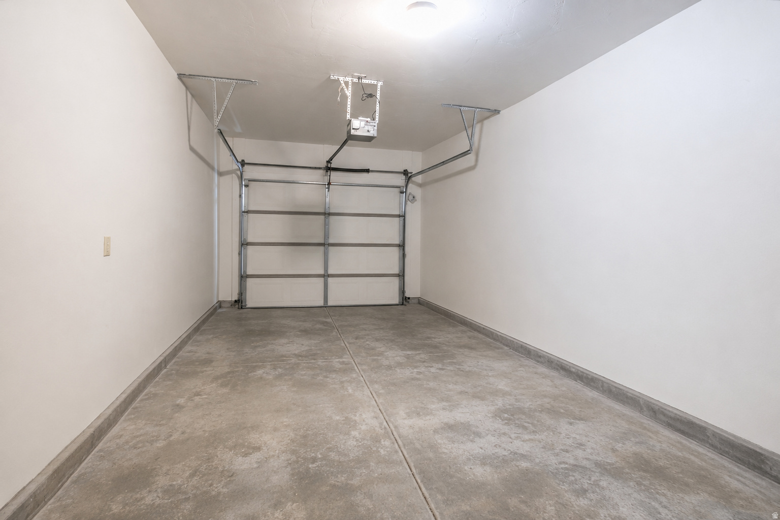 REDSTONE VILLAGE CON - Residential Lease