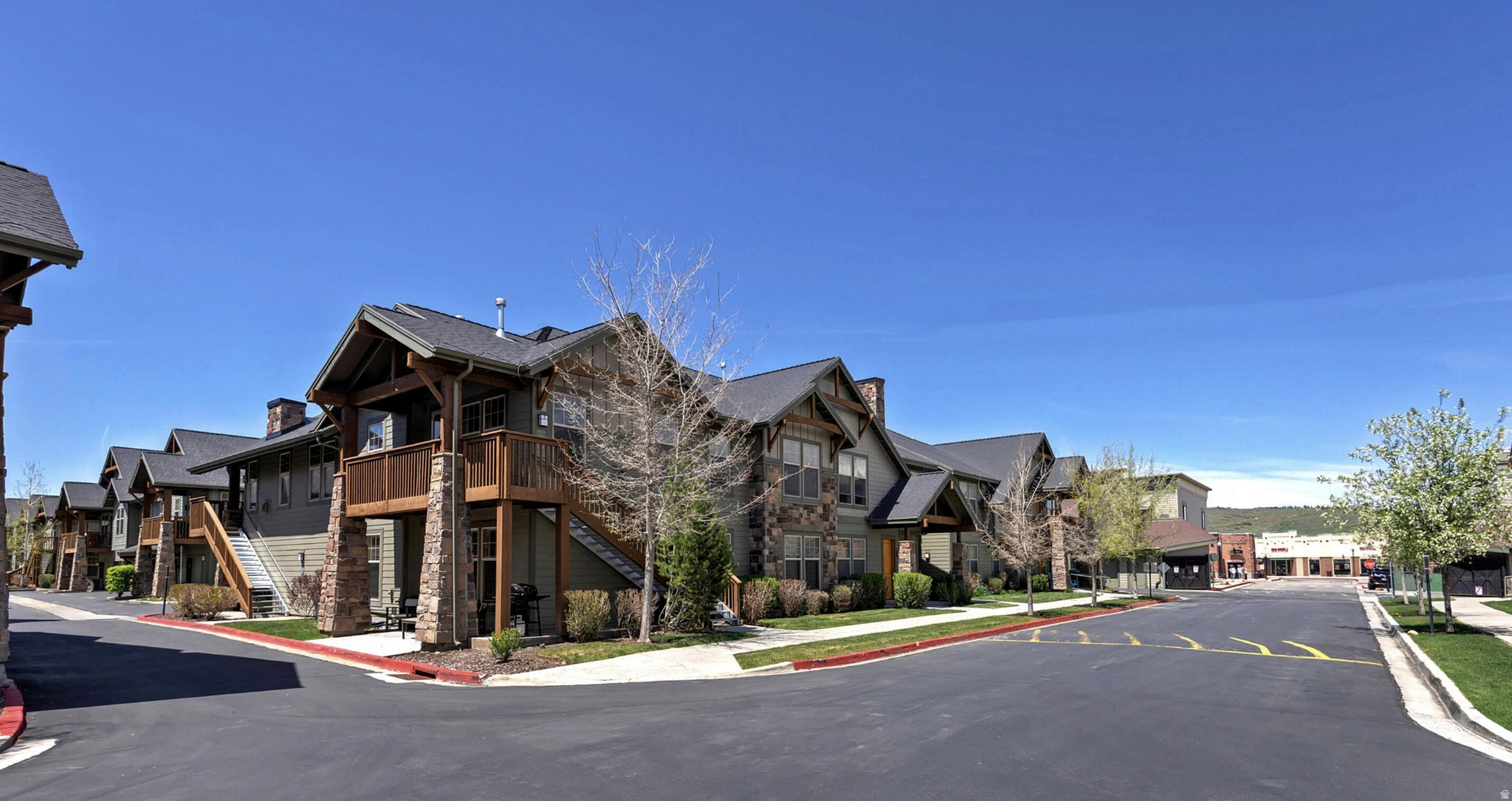 REDSTONE VILLAGE CON - Residential Lease