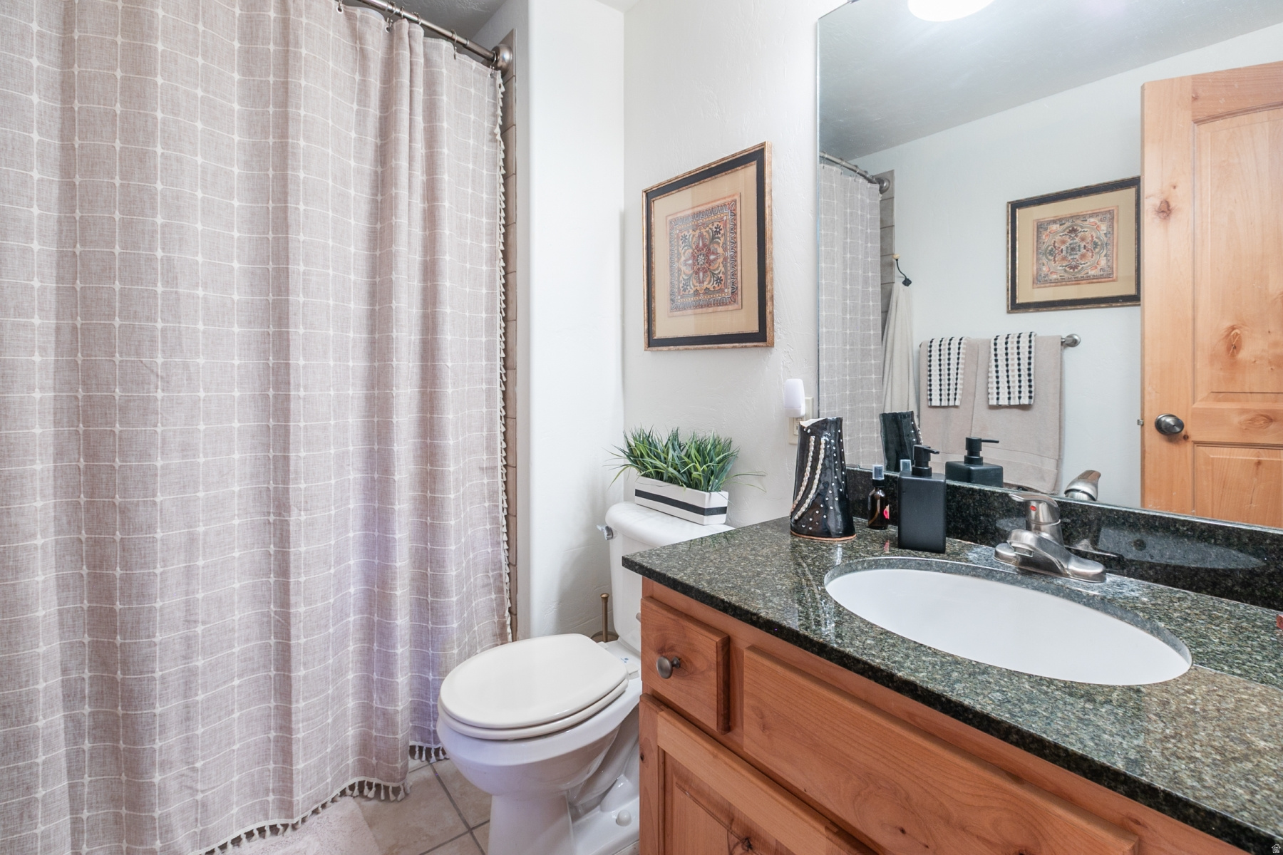 REDSTONE VILLAGE CON - Residential Lease