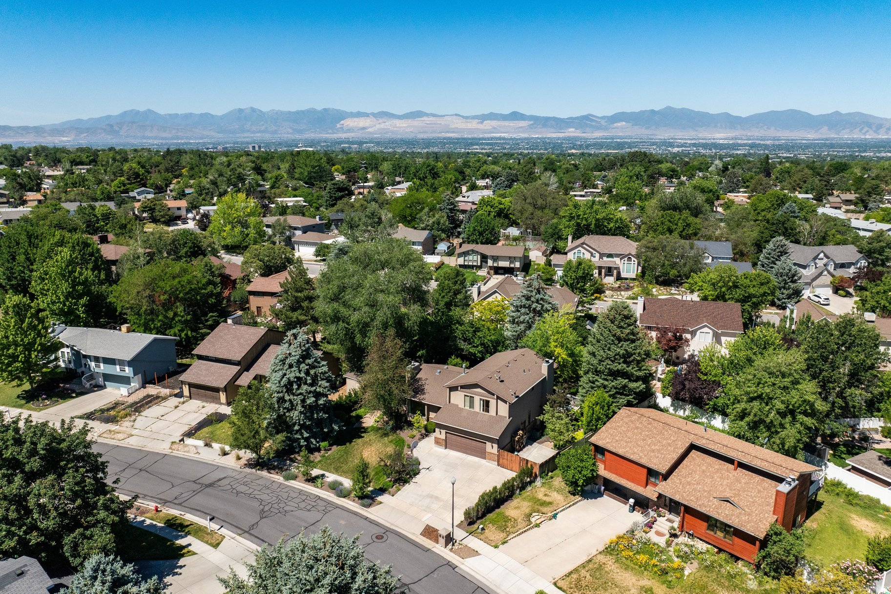 OAKWOOD ESTATES - Residential