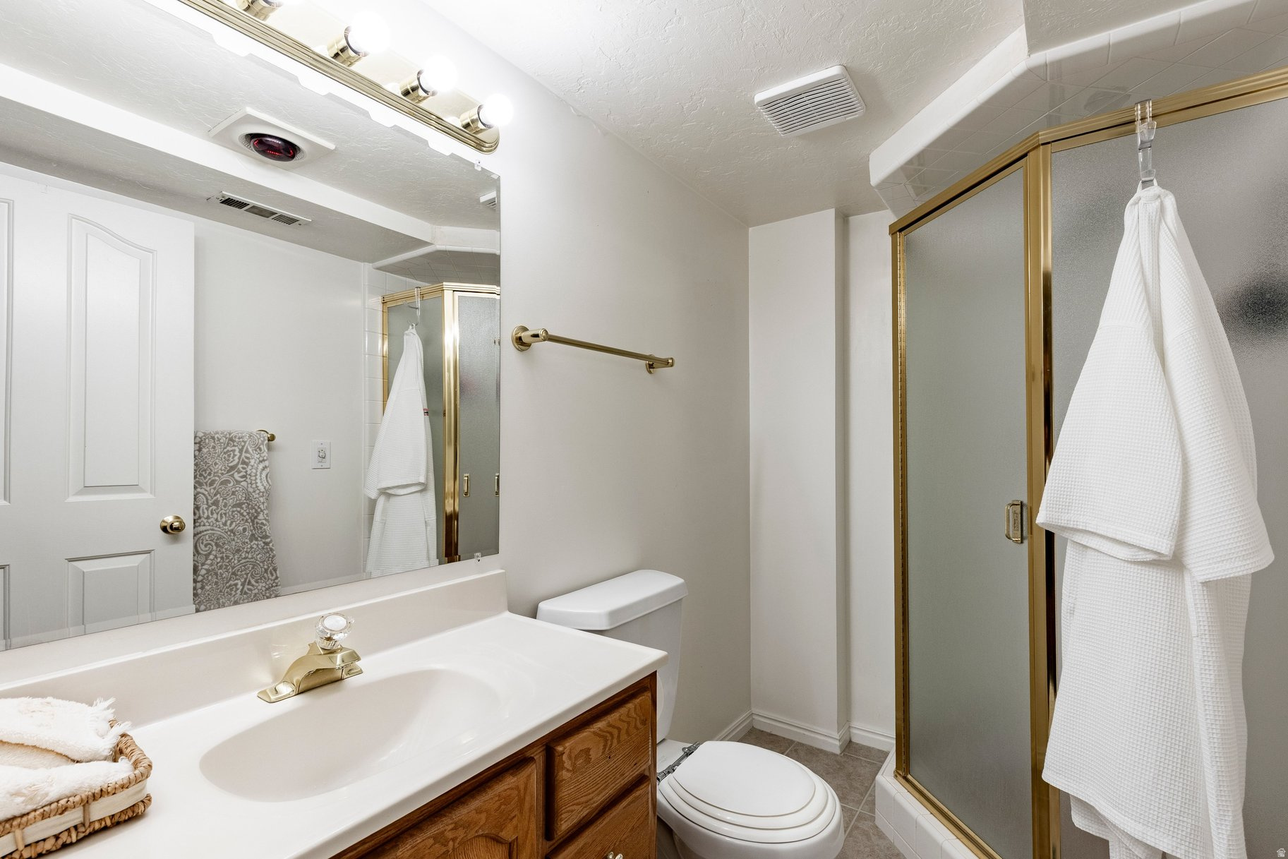 OAKWOOD ESTATES - Residential