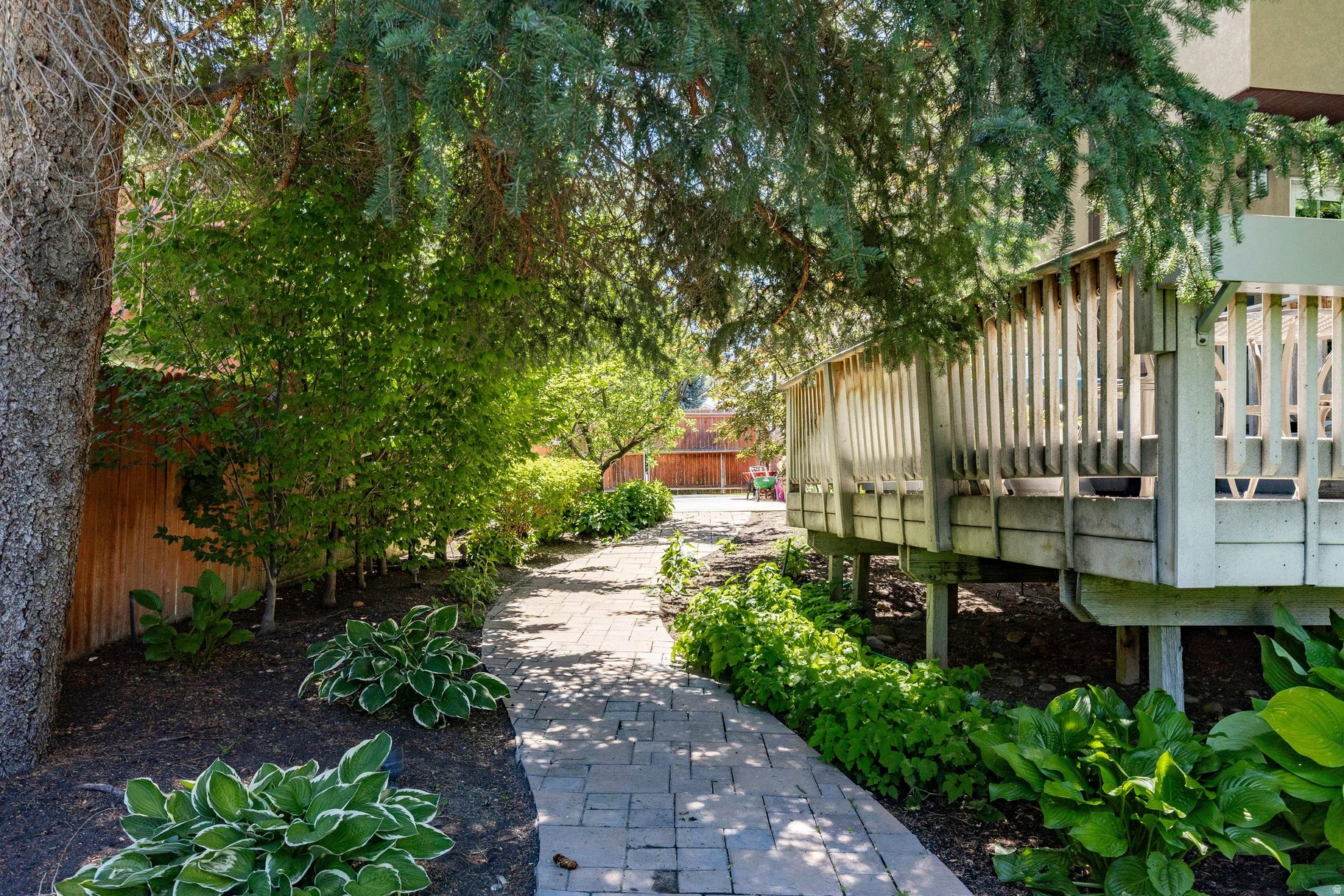 OAKWOOD ESTATES - Residential