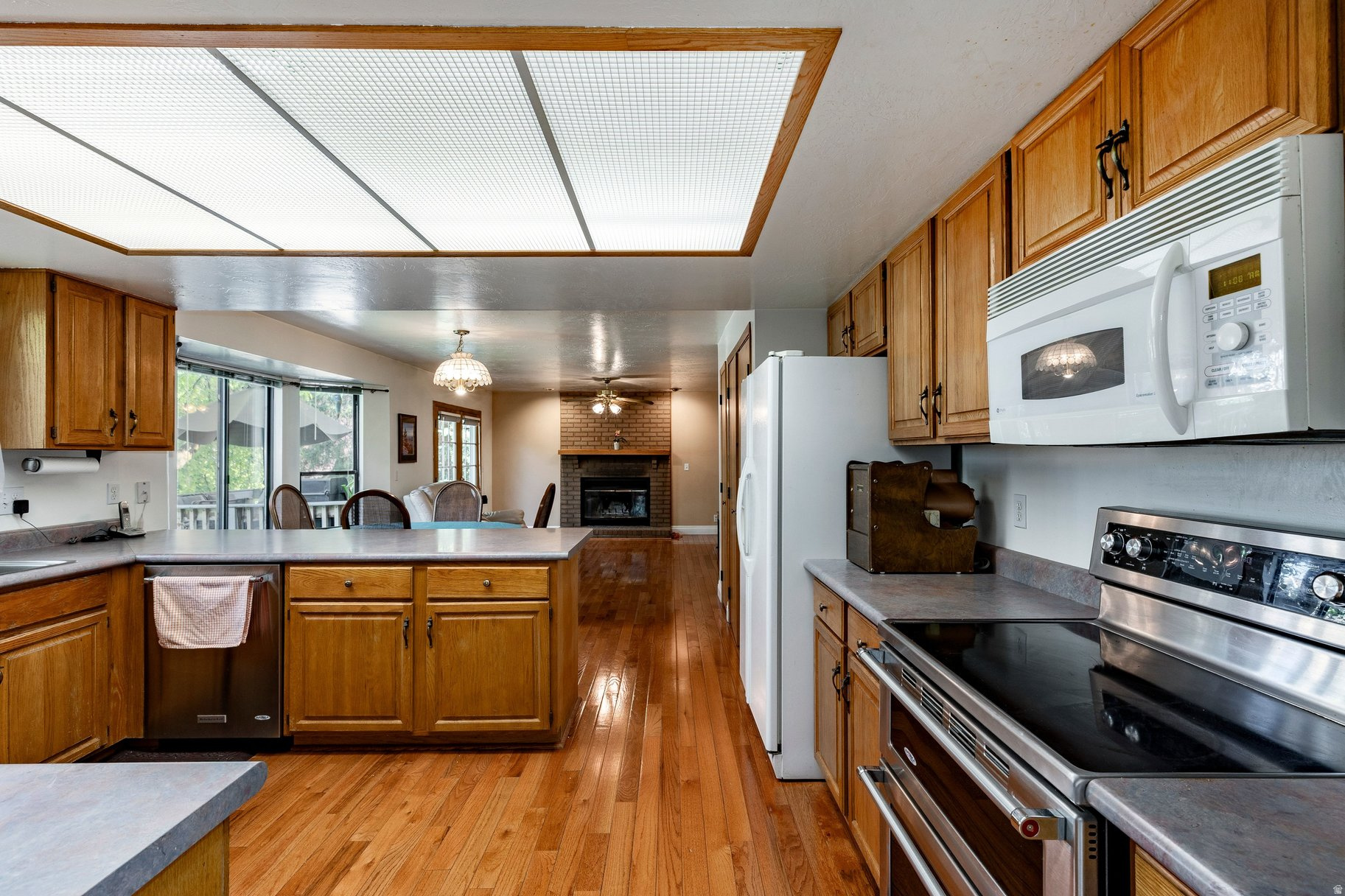 OAKWOOD ESTATES - Residential
