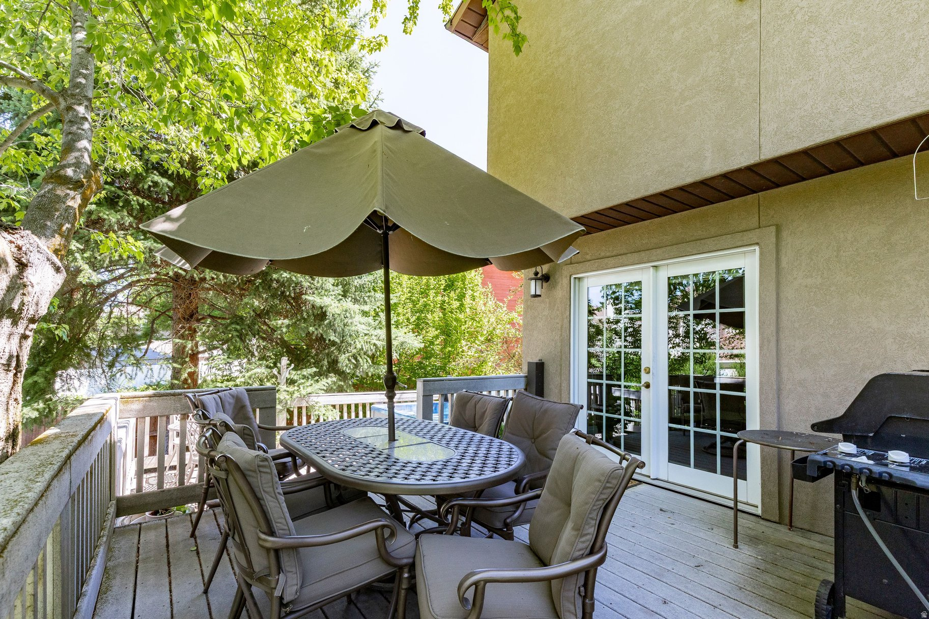 OAKWOOD ESTATES - Residential