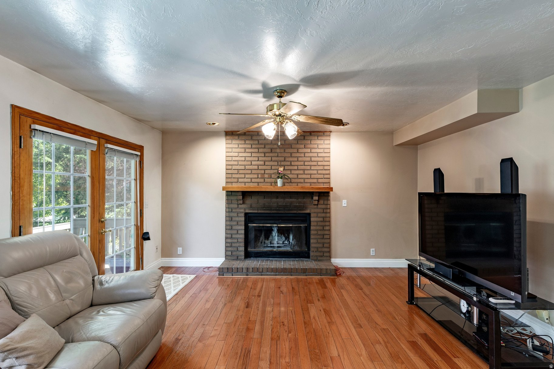 OAKWOOD ESTATES - Residential