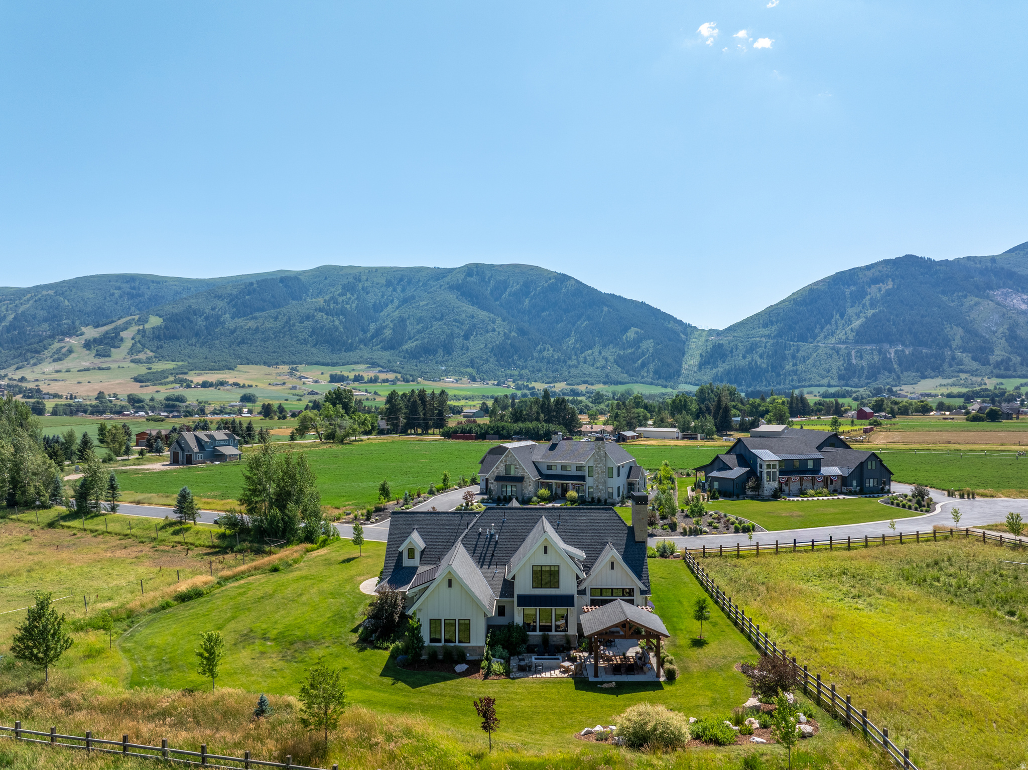 ELK RIDGE - Residential