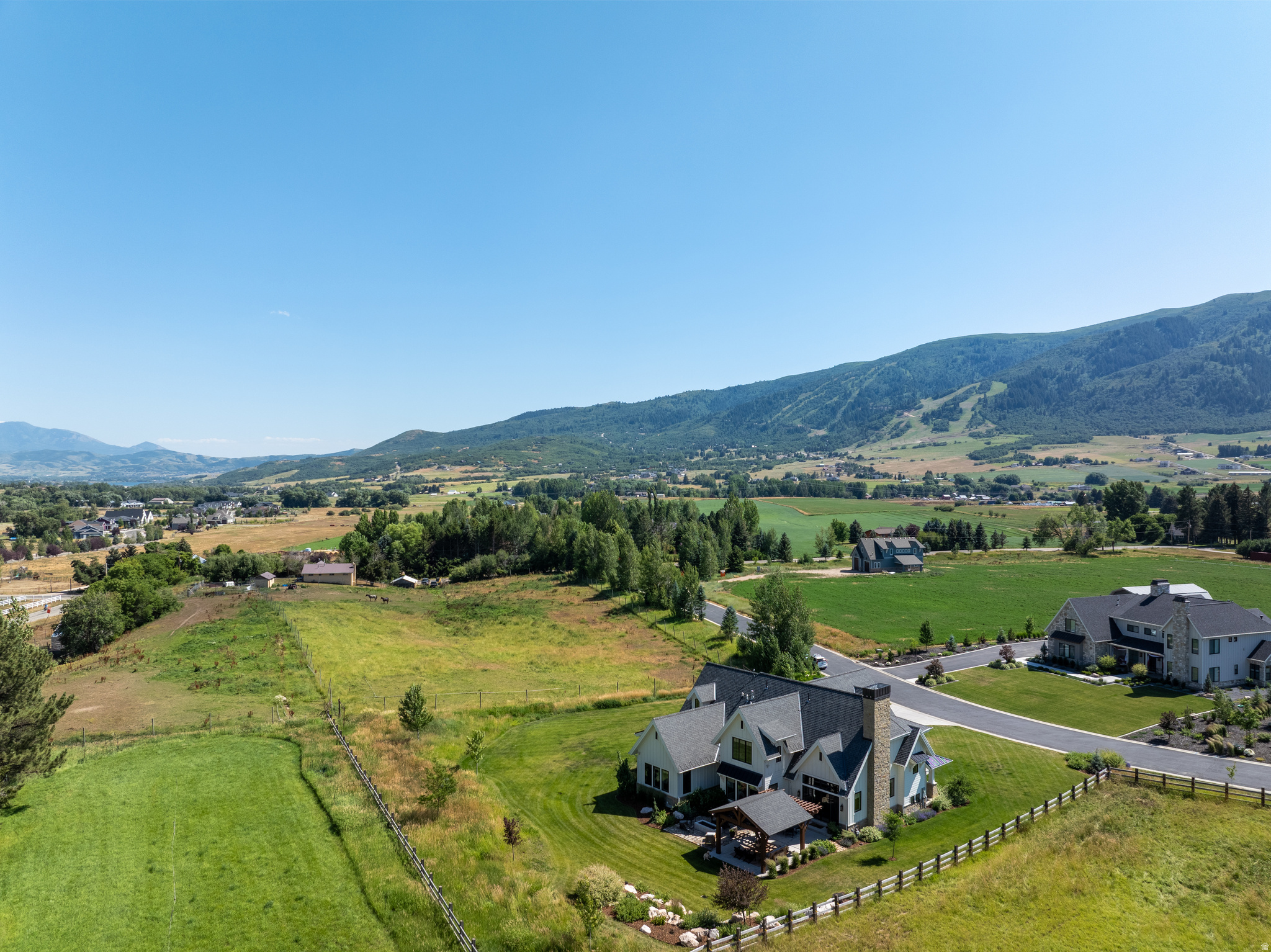 ELK RIDGE - Residential