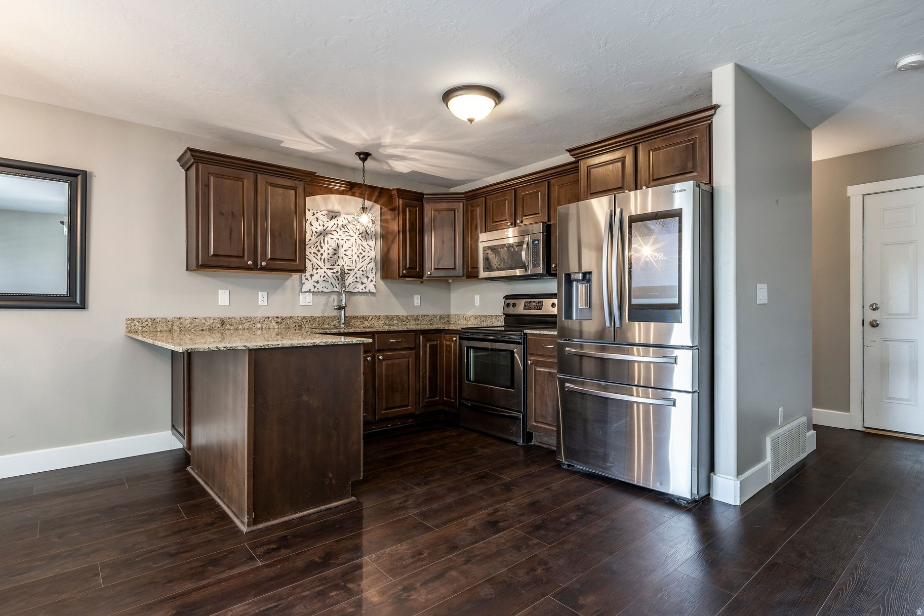 ORCHARD HOLLOW - Residential