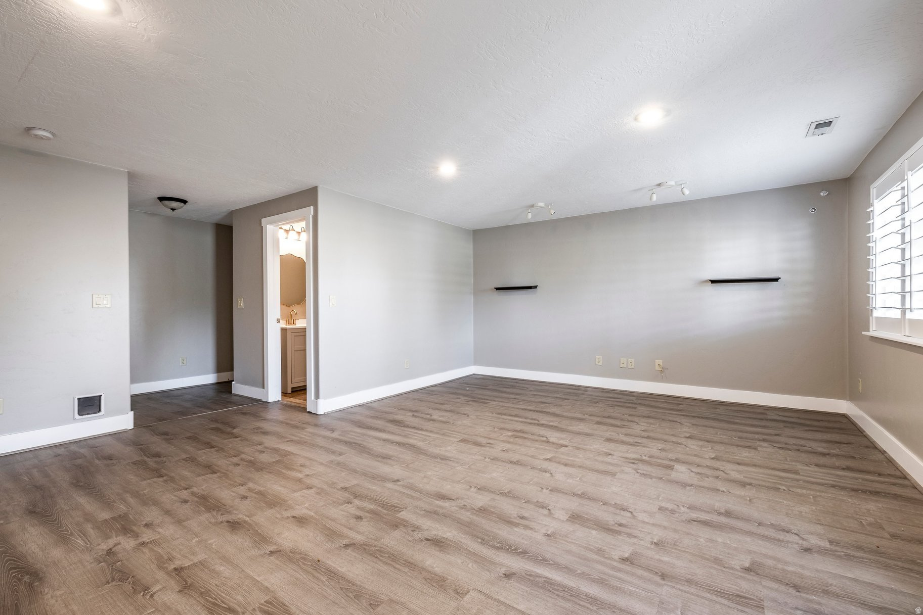 ORCHARD HOLLOW - Residential
