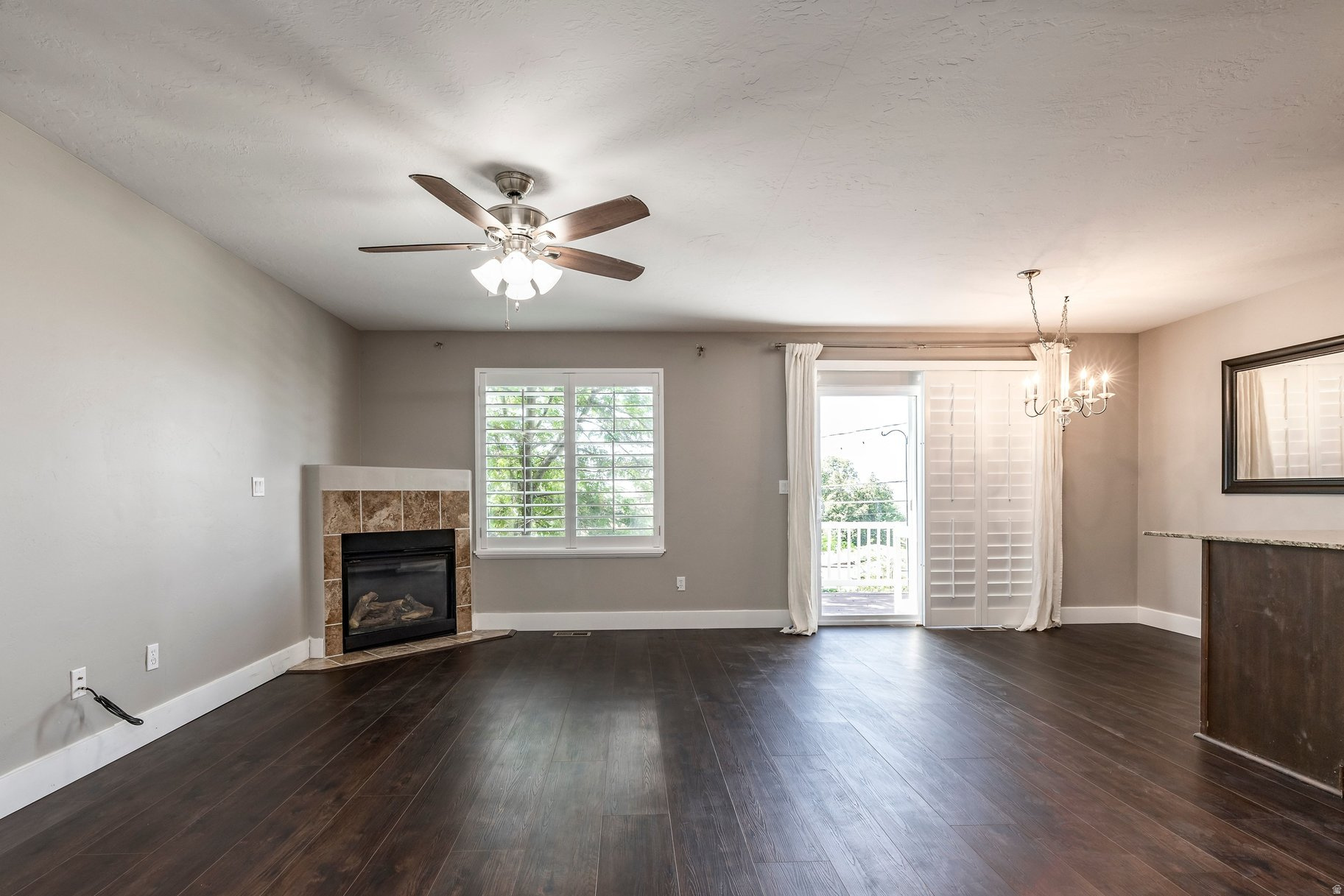 ORCHARD HOLLOW - Residential