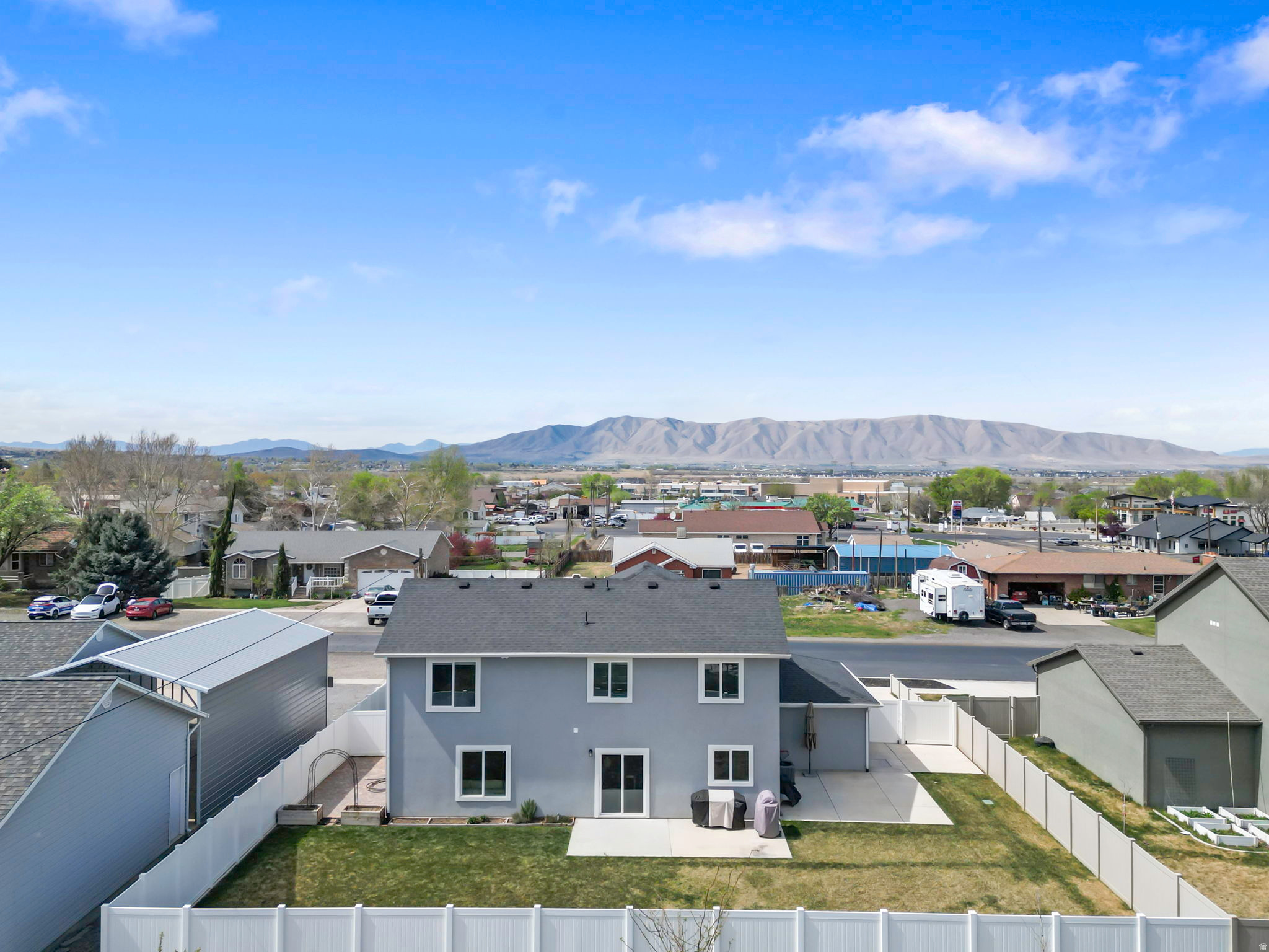 WOODLAND VIEW - Residential