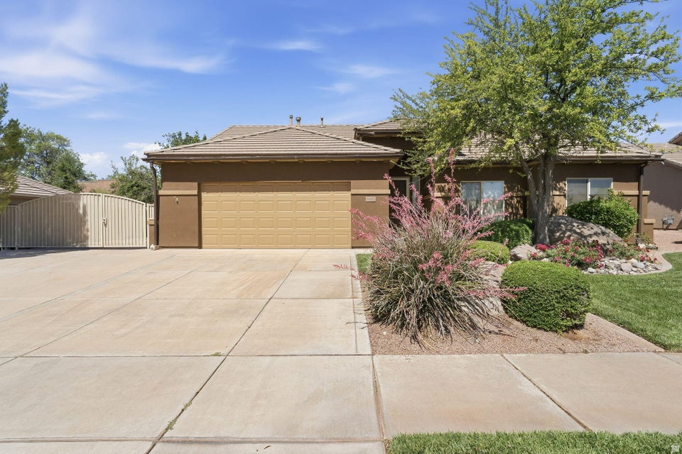STONE GATE AT SEVEN HILLS 2 - Residential