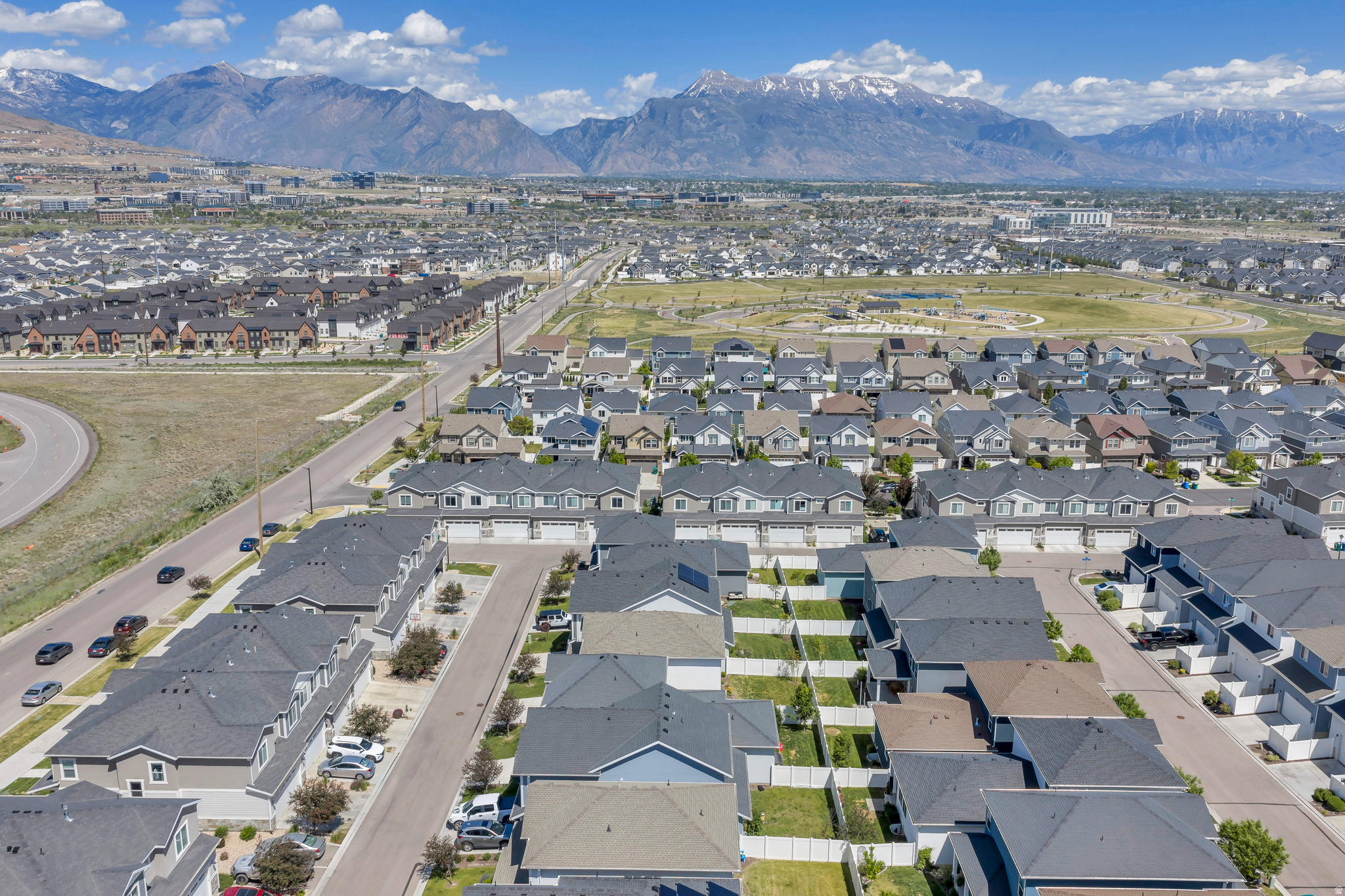 HOLBROOK FARMS - Residential