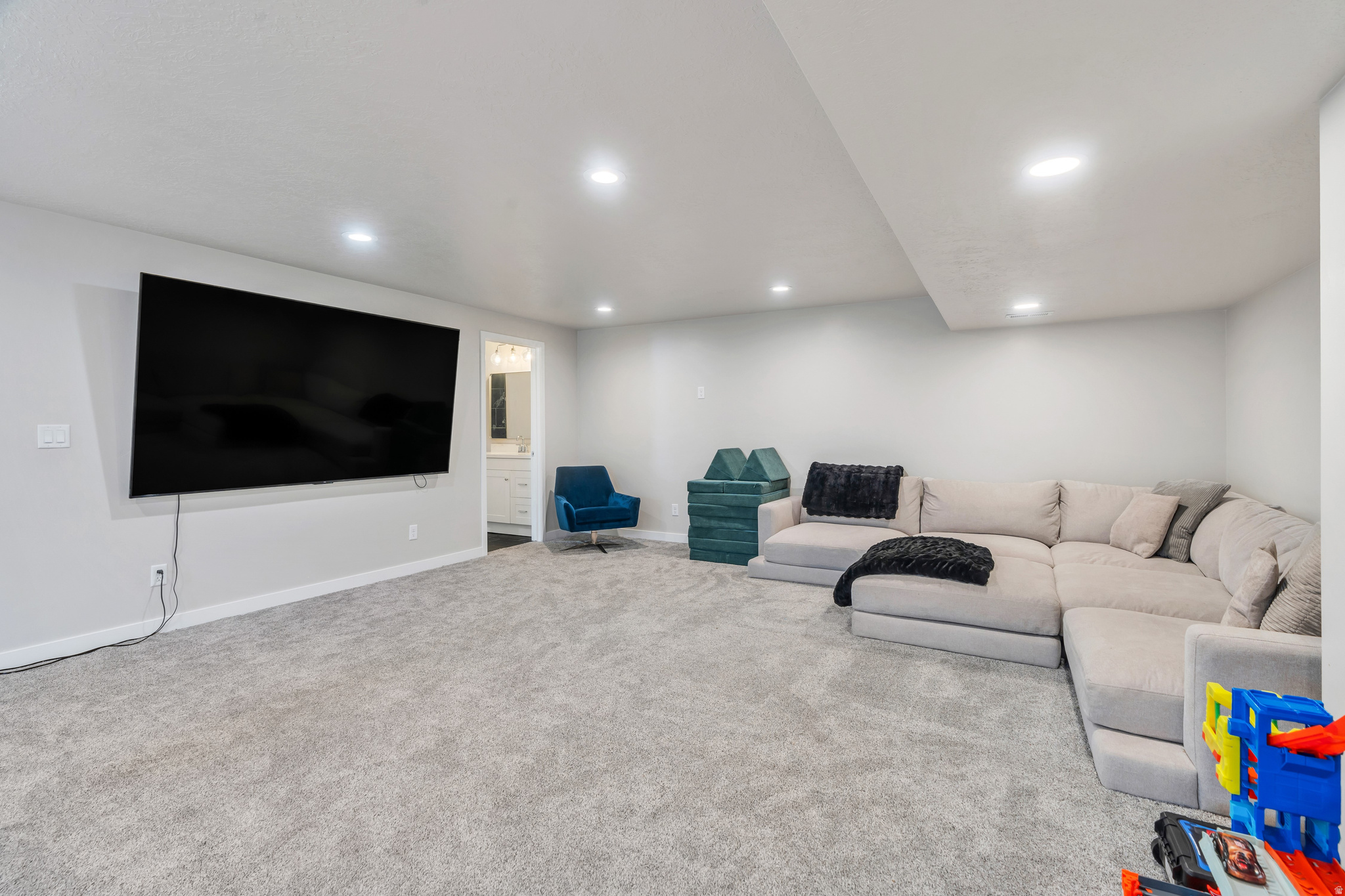 HOLBROOK FARMS - Residential