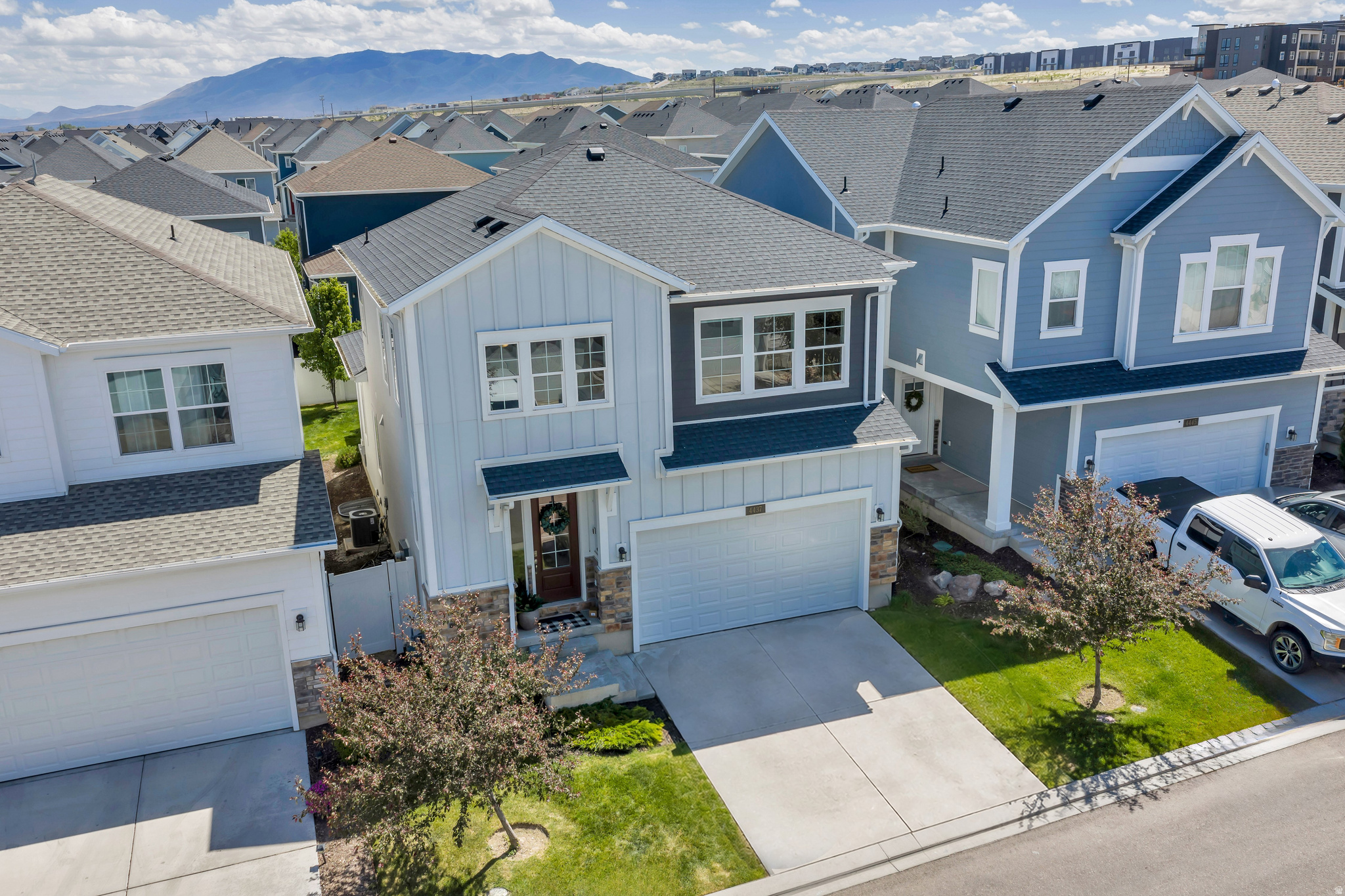 HOLBROOK FARMS - Residential