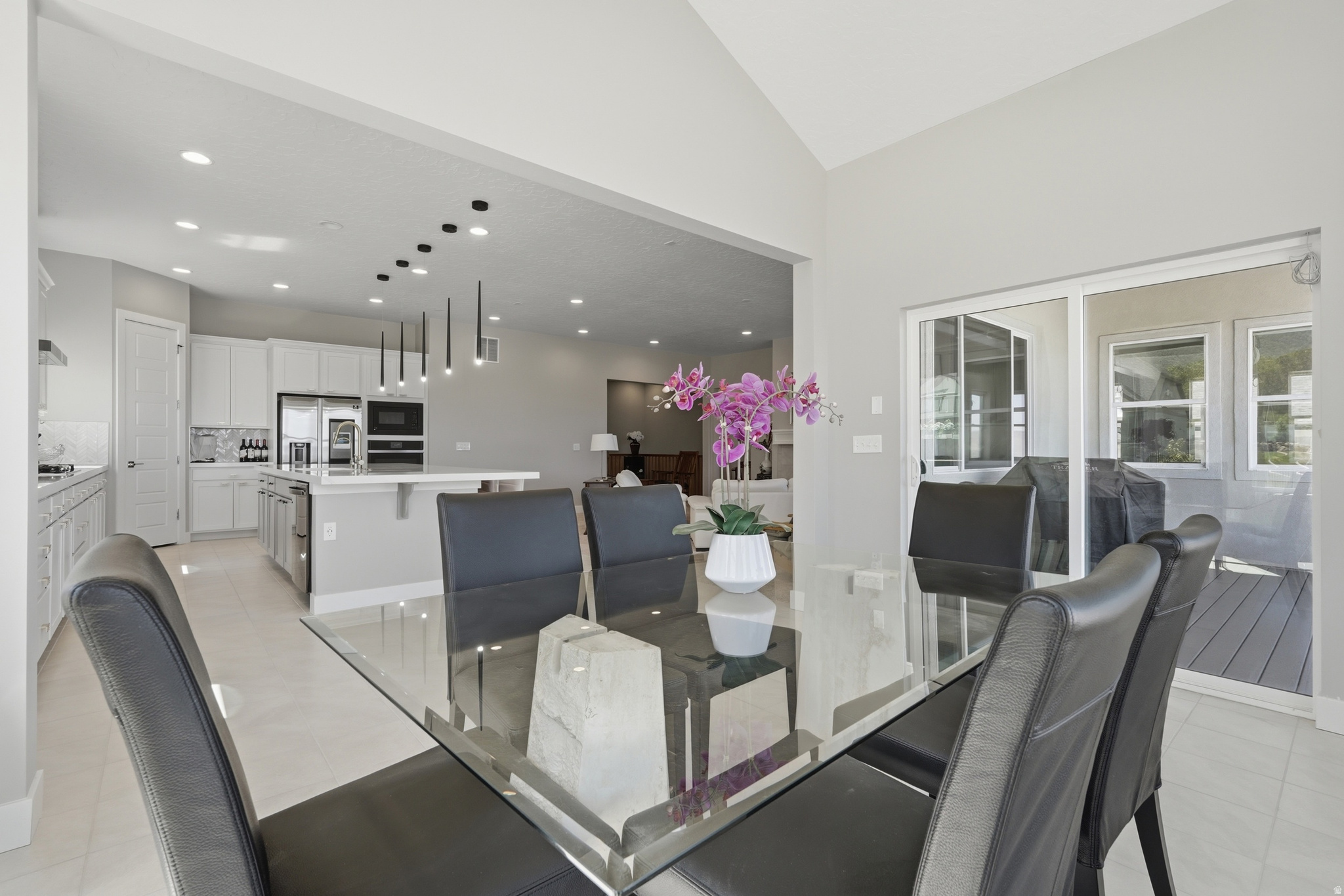 RIDGE VIEW ESTATES - Residential