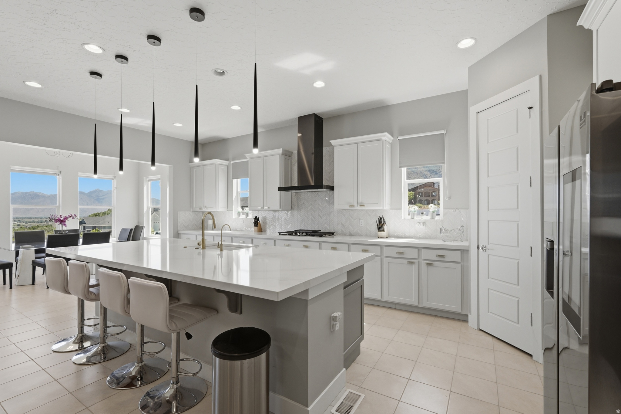RIDGE VIEW ESTATES - Residential