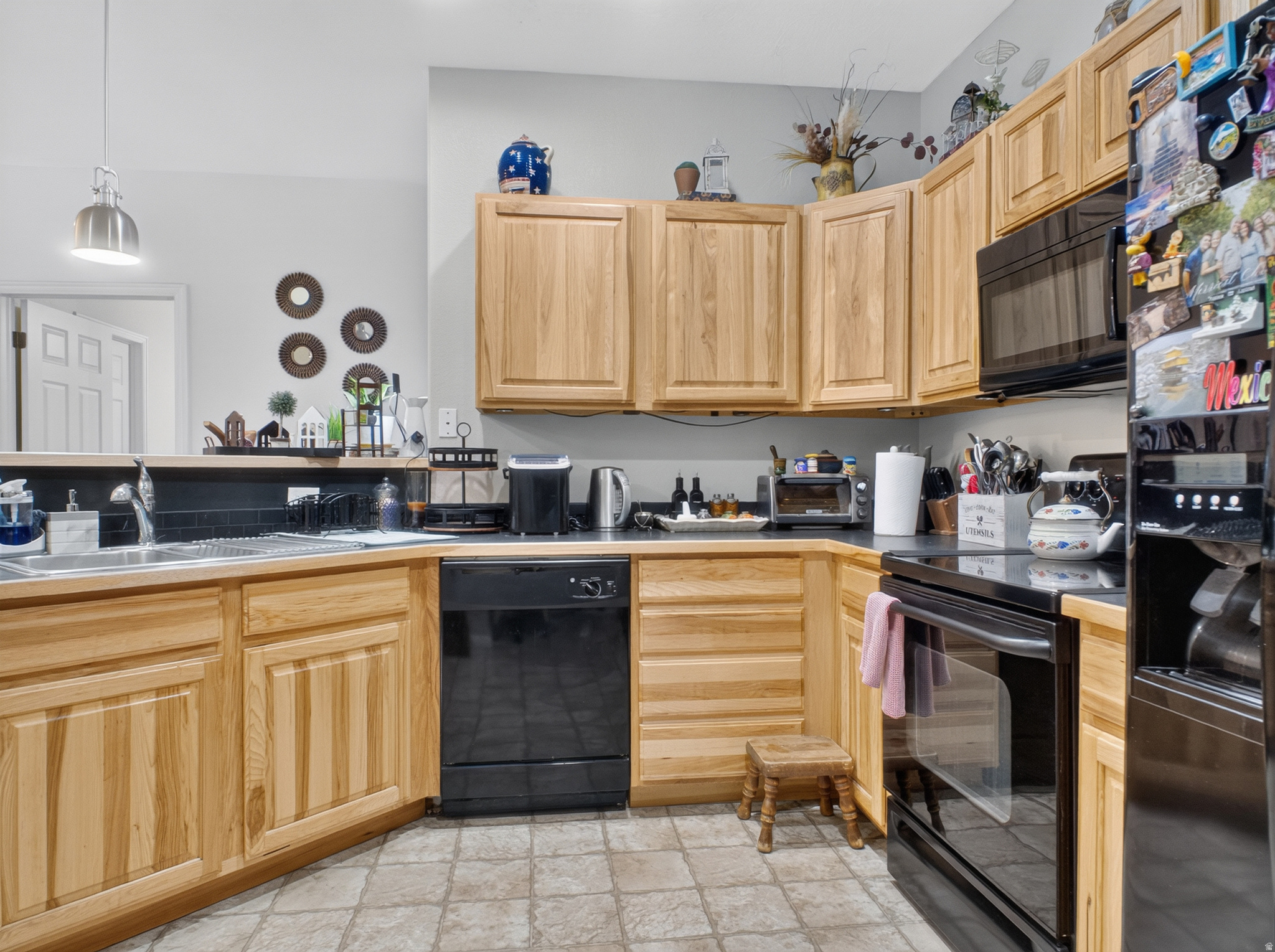 PEMBERLY - Residential