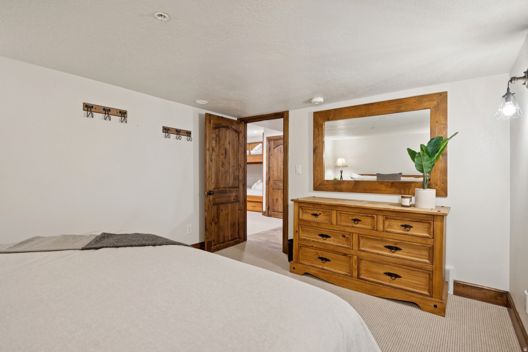 STONE BRIDGE CONDOS - Residential