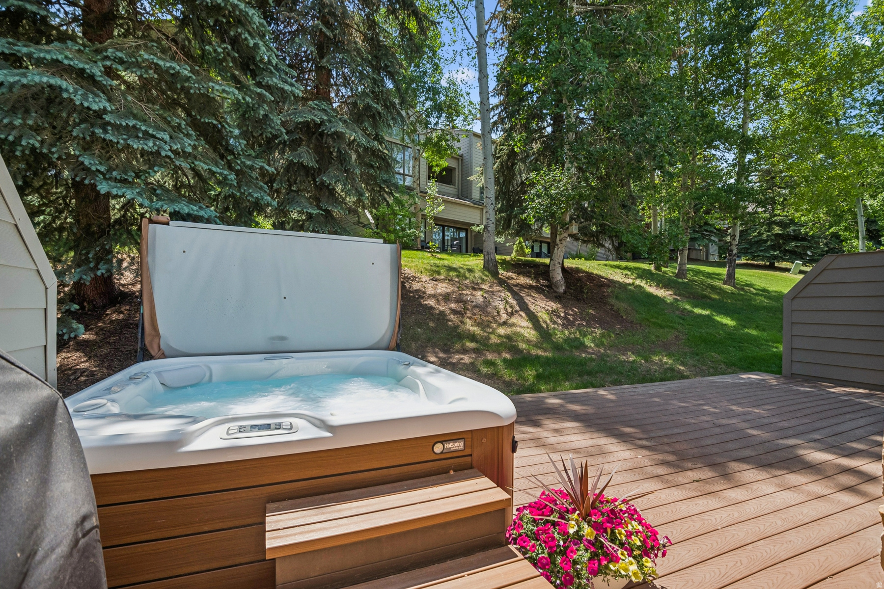 STONE BRIDGE CONDOS - Residential