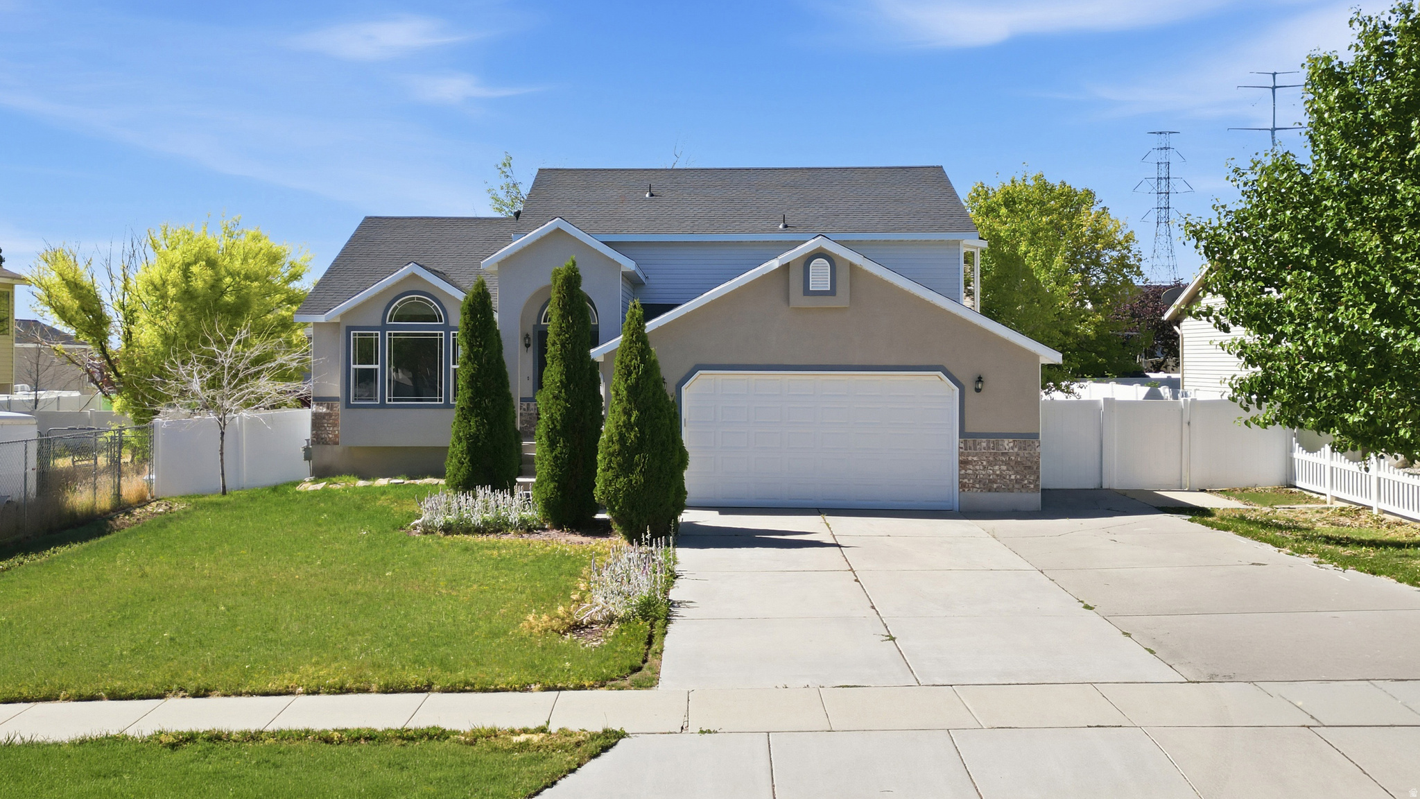Come Check out this Spacious 2 Story with 6 Bedrooms and 4 Baths with over 2,800 finished sq ft.  Home has a Spacious Family room on the mail as well as a Large Master Bedroom with Suite. Located in a great West Jordan neighborhood. This home is close to several amenities including schools, shopping, parks and also close to the Corridor & Bangerter Highway. Schedule your Showing Today. Easy to Show. Square footage figures are provided as a courtesy estimate only and were obtained from Utah County Records. Buyer is advised to obtain an independent measurement. See Agent Remarks for Showing & Offer instructions.