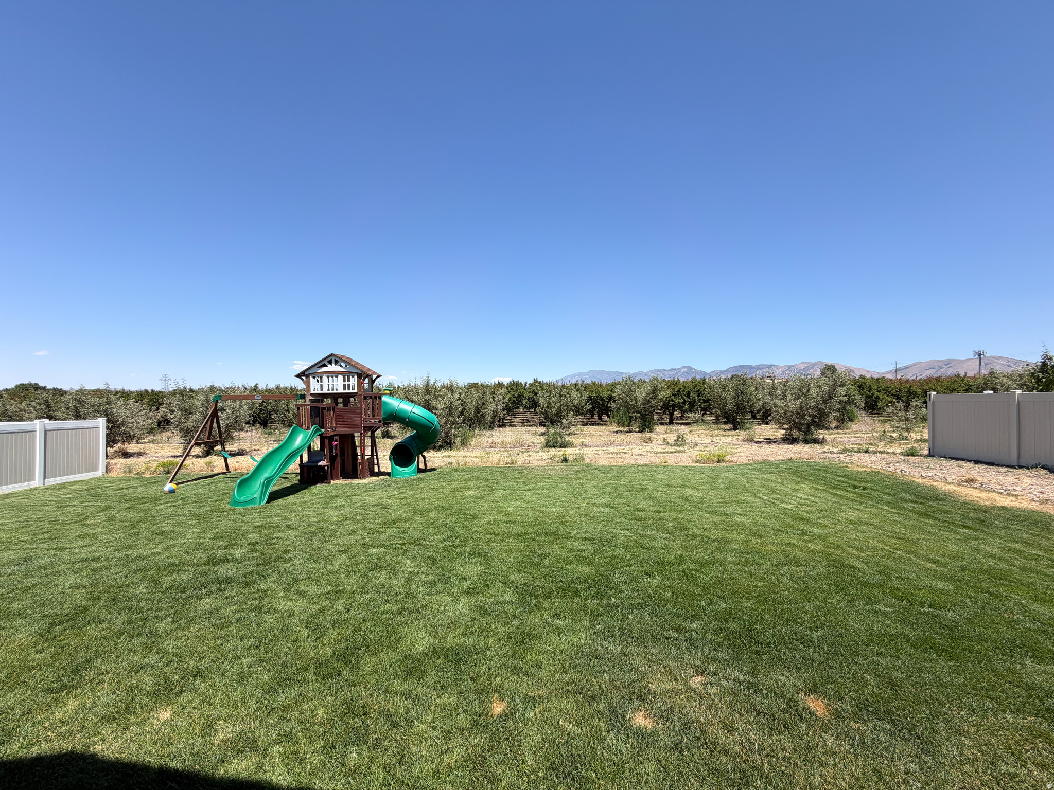 PERRY LANDING - Residential