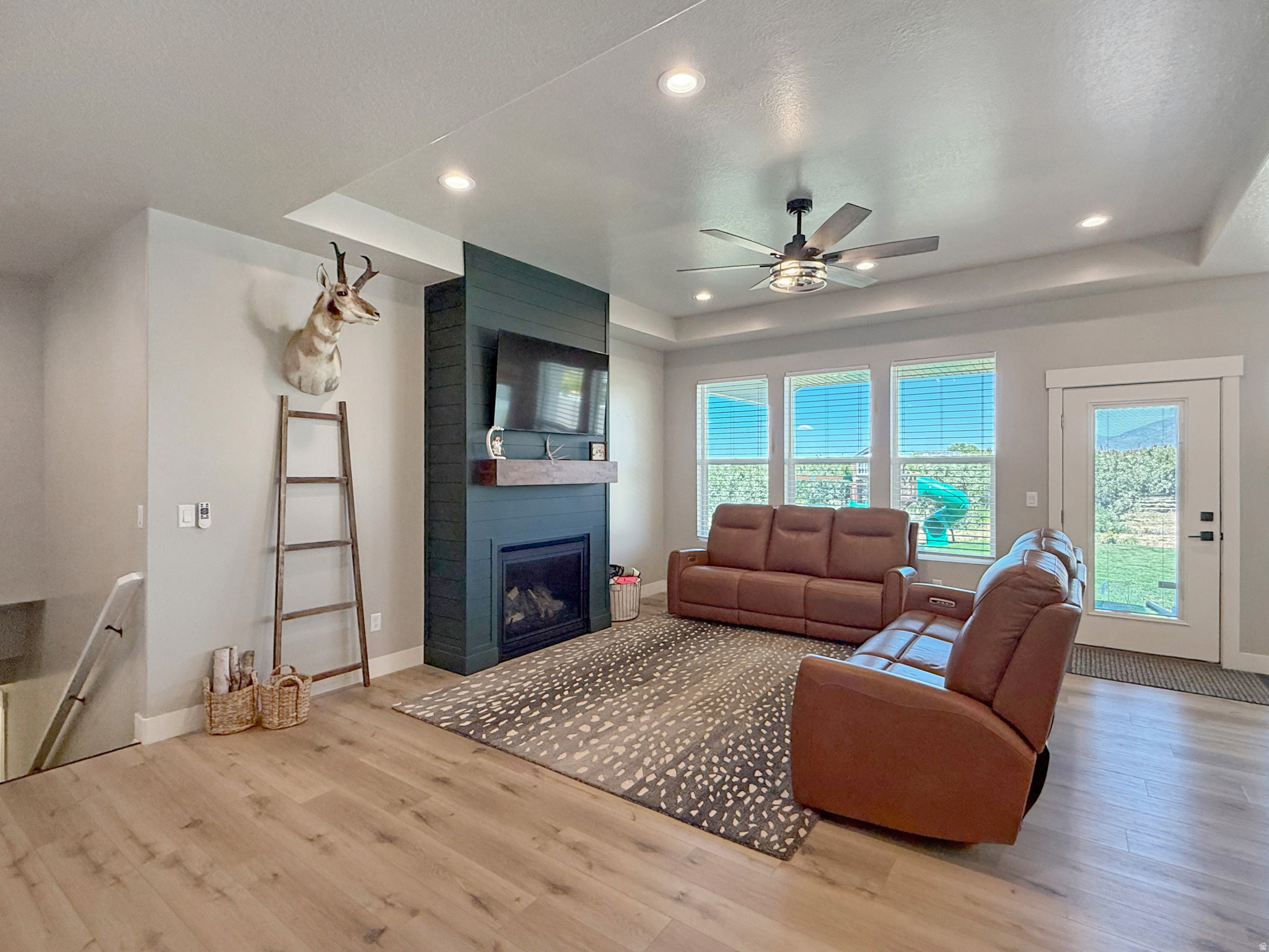 PERRY LANDING - Residential