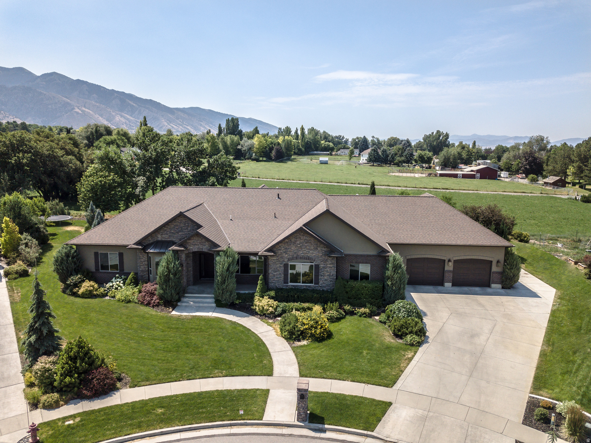 PARK PLACE ESTATES - Residential