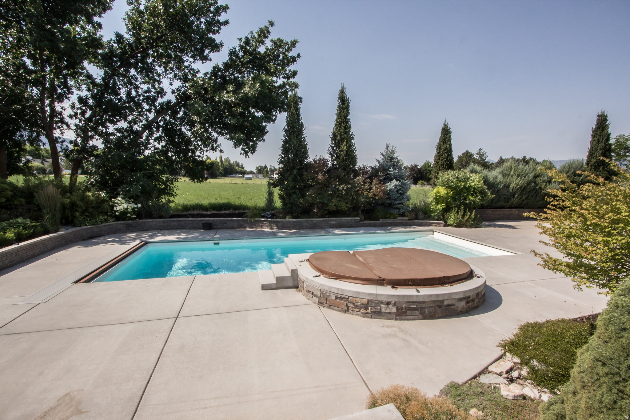 PARK PLACE ESTATES - Residential