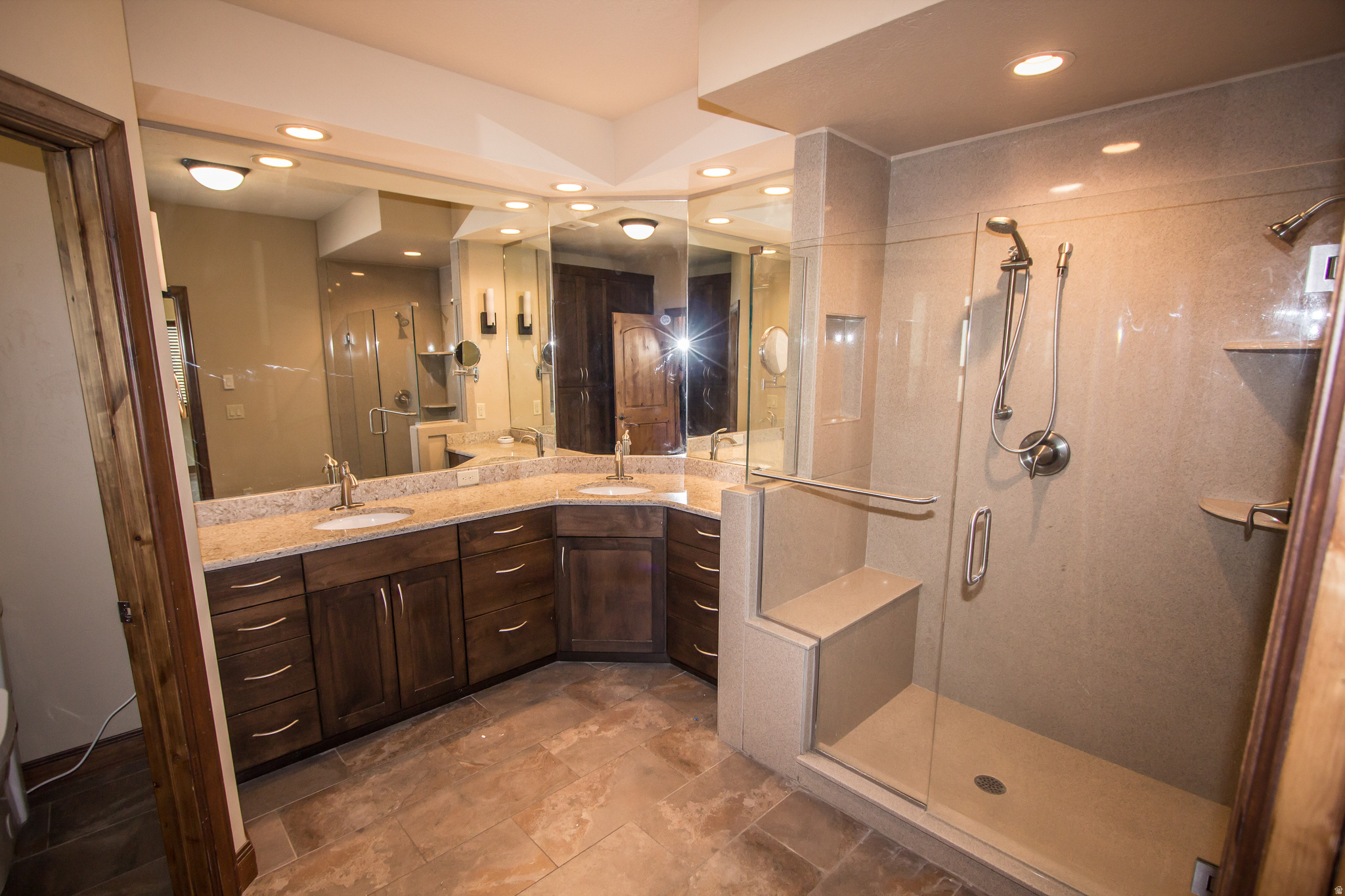 PARK PLACE ESTATES - Residential