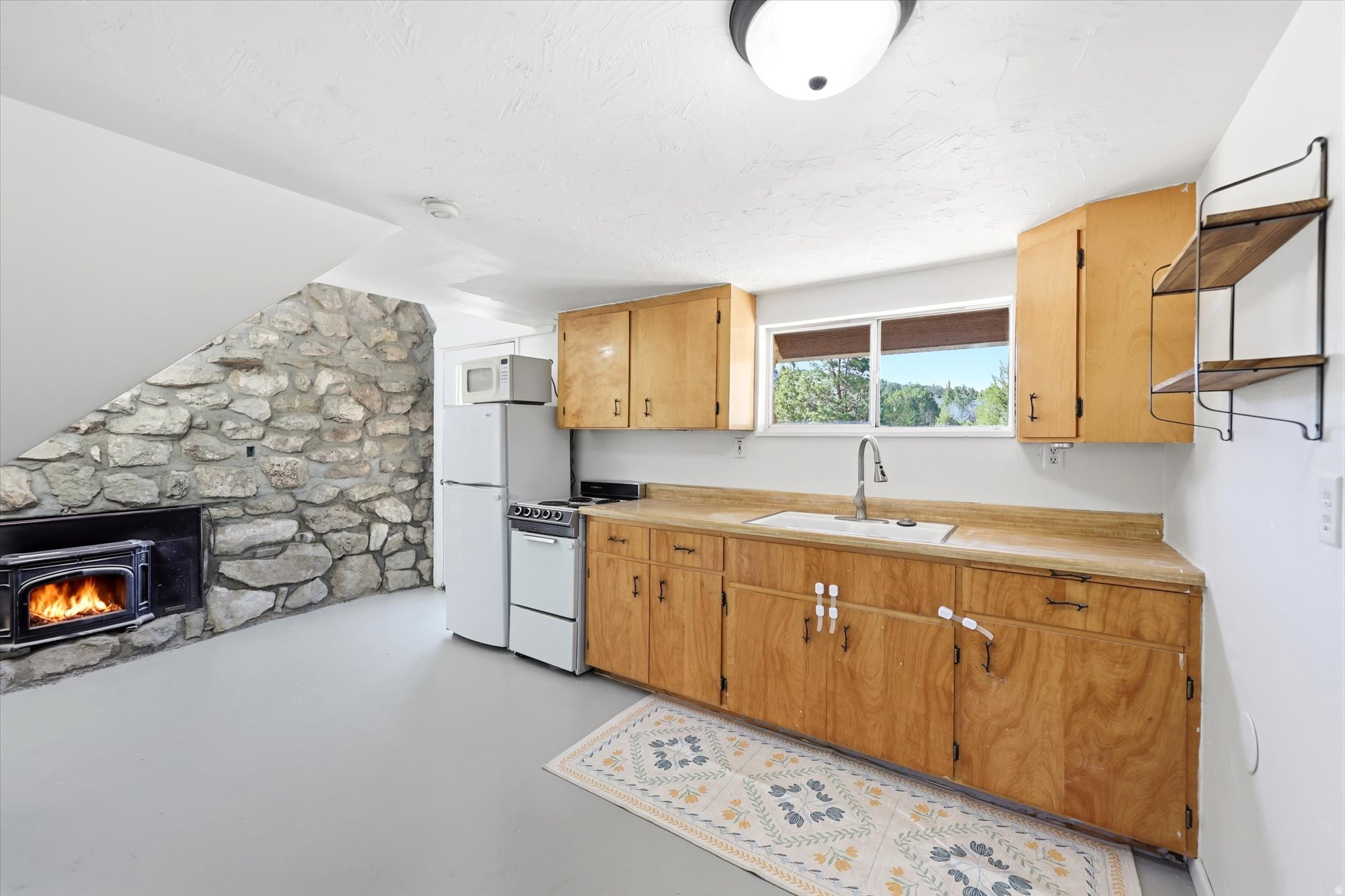SKYLINE MOUNTAIN RES - Residential